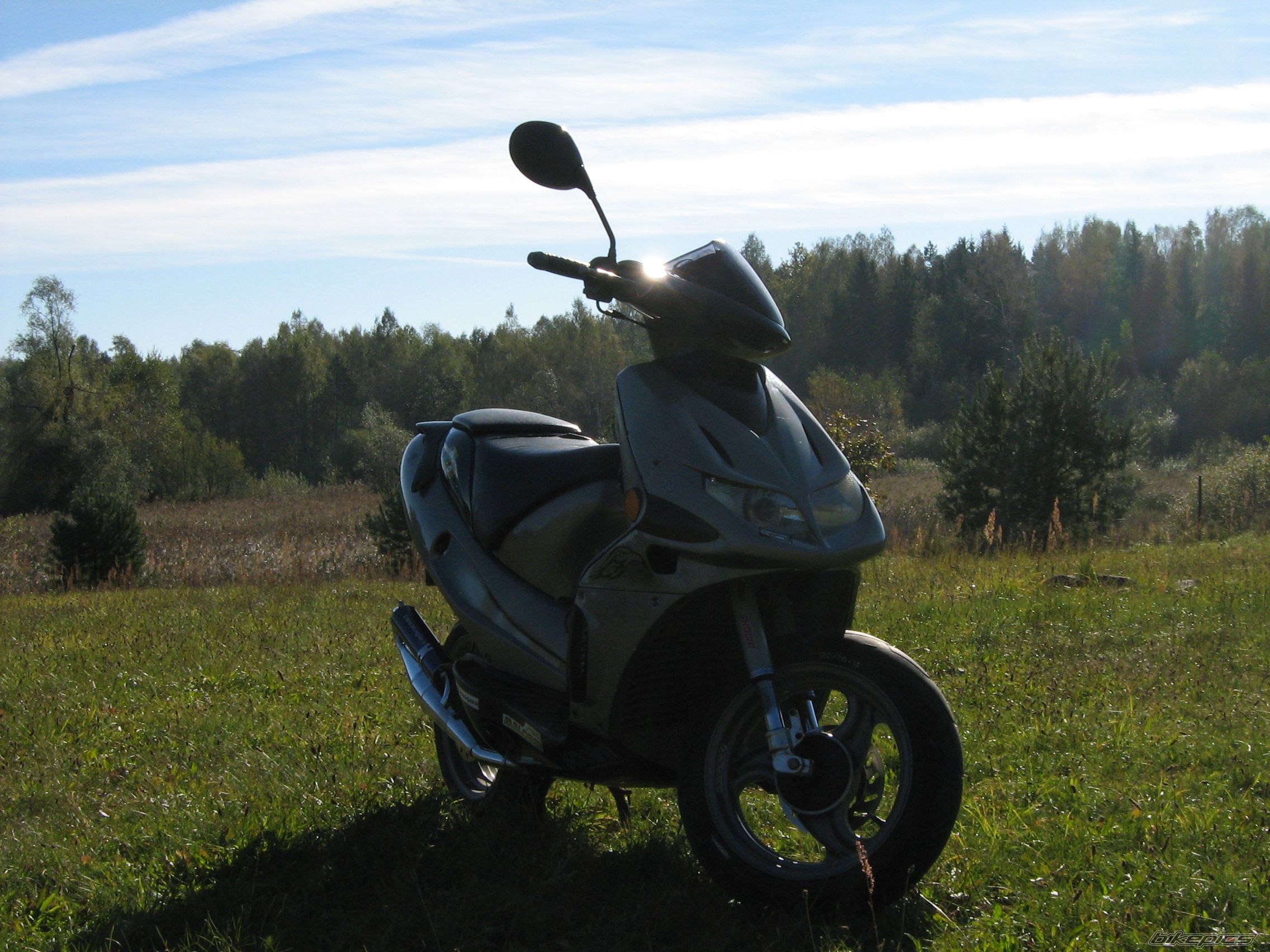 Photo 2076919
