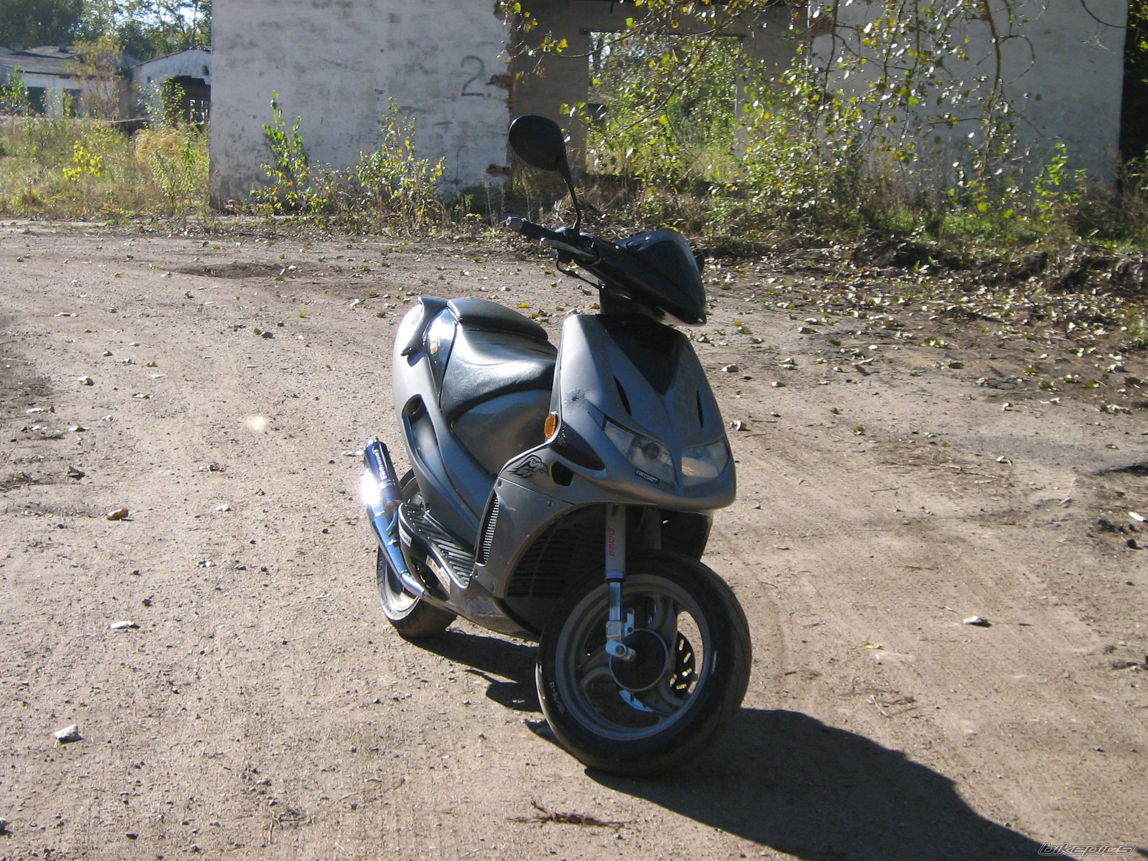 Photo 2076925