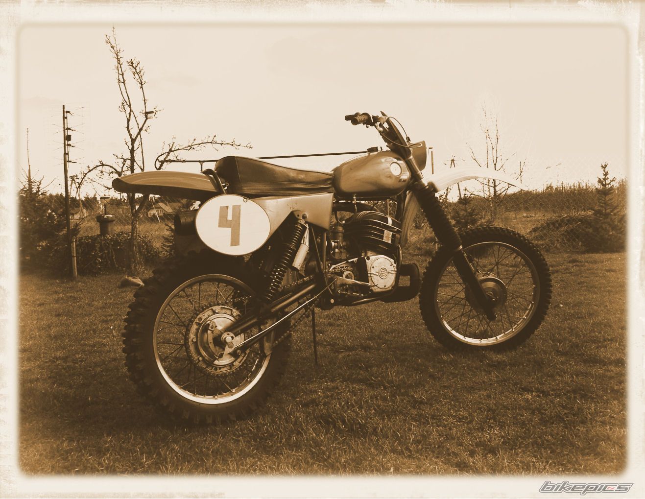 Photo 2077867