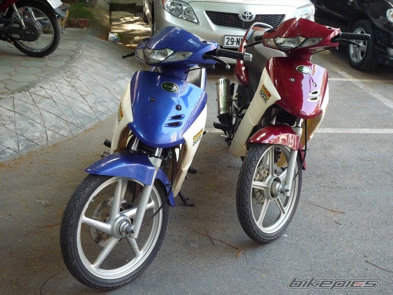 Photo 2078044