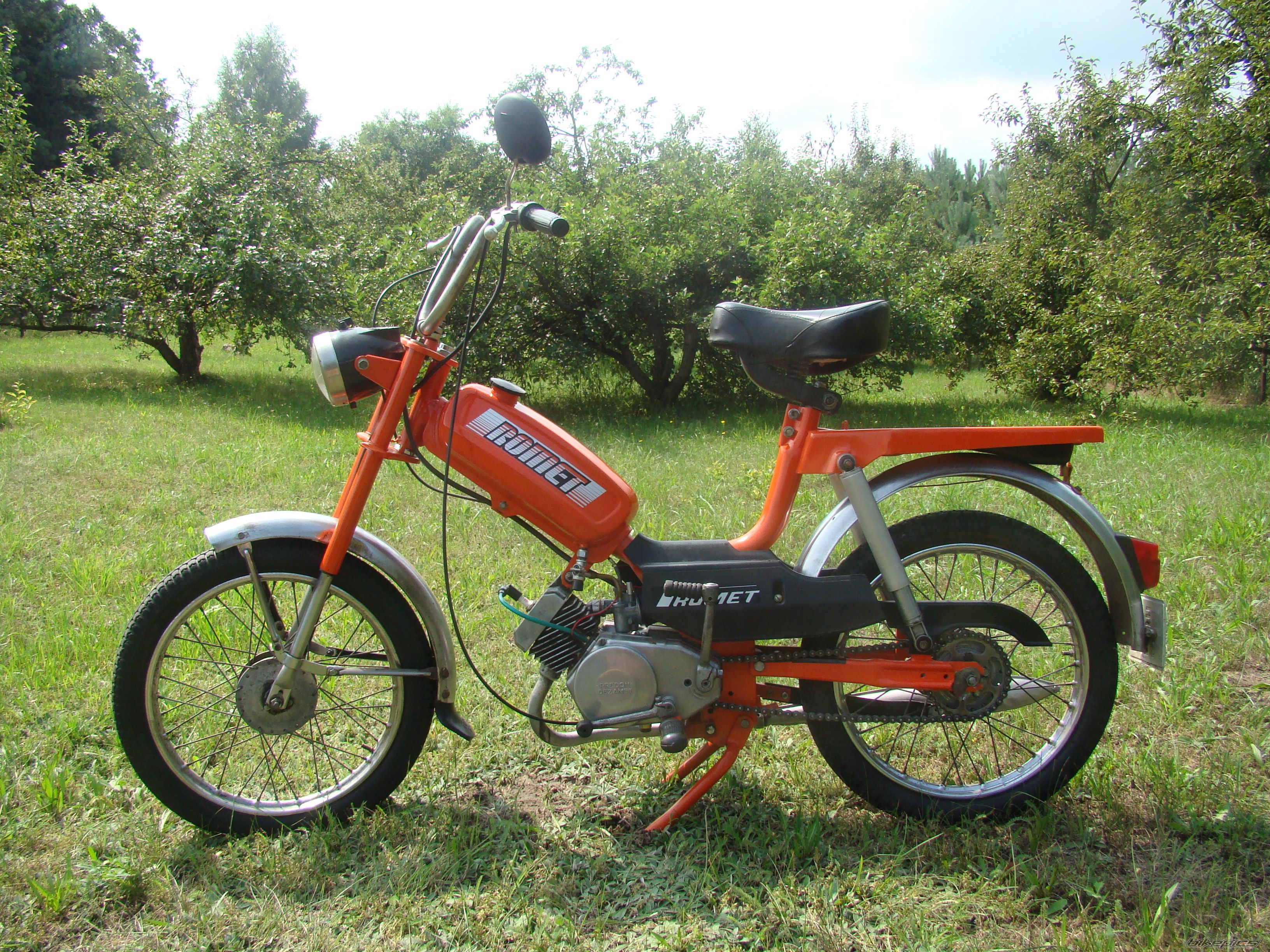 Photo 2096424
