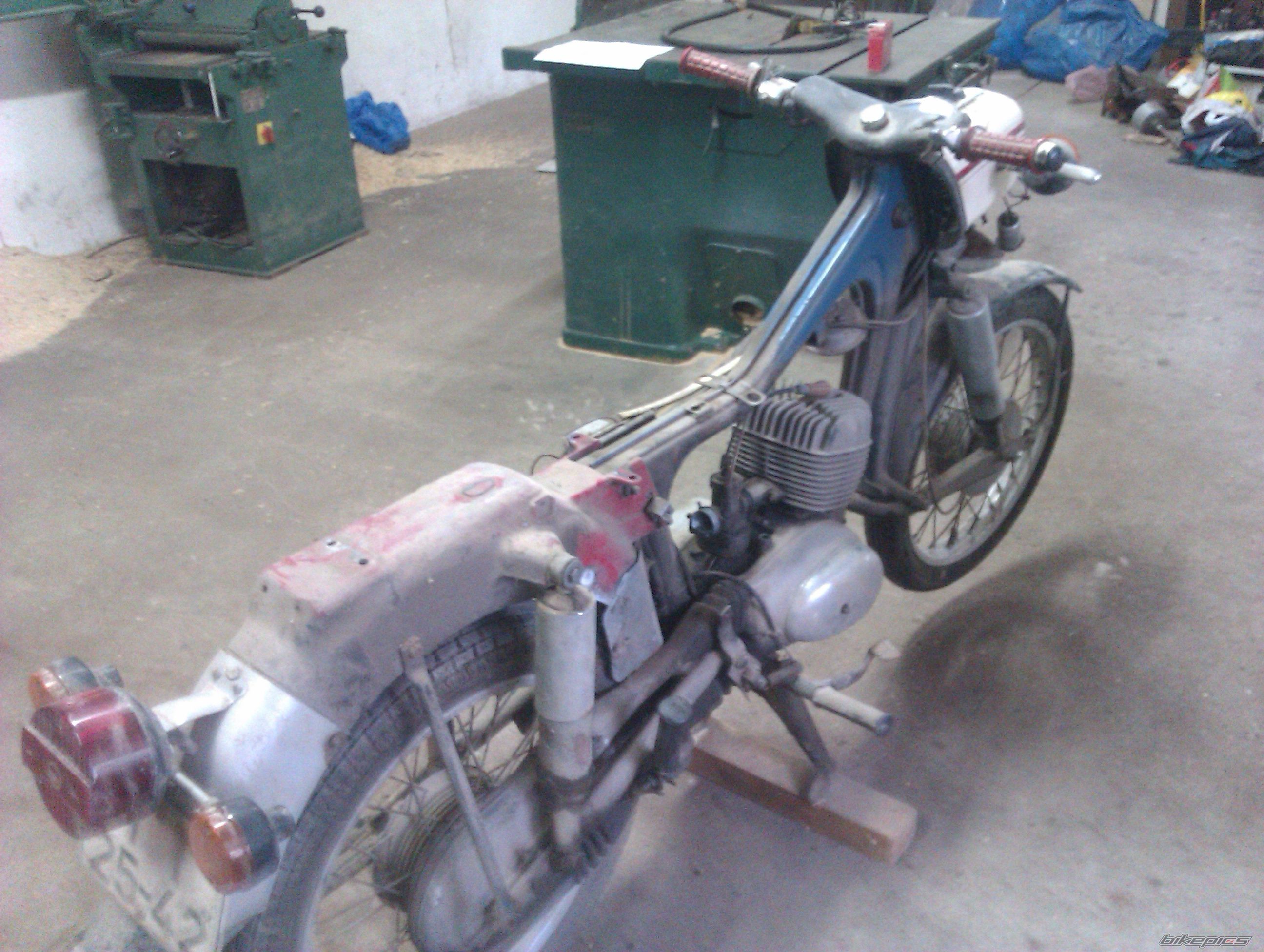 Photo 2096979