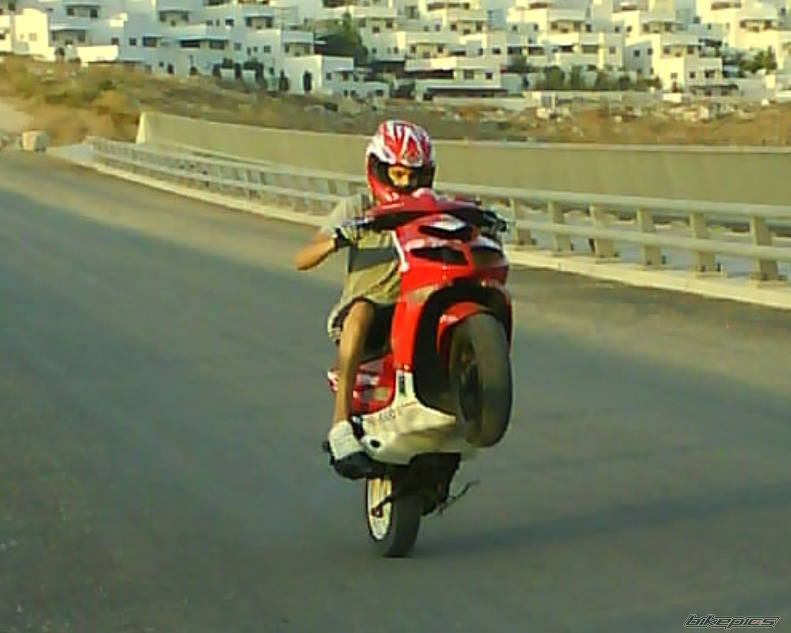 Photo 2106032