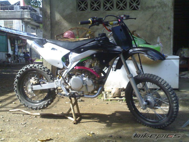 Photo 2144129