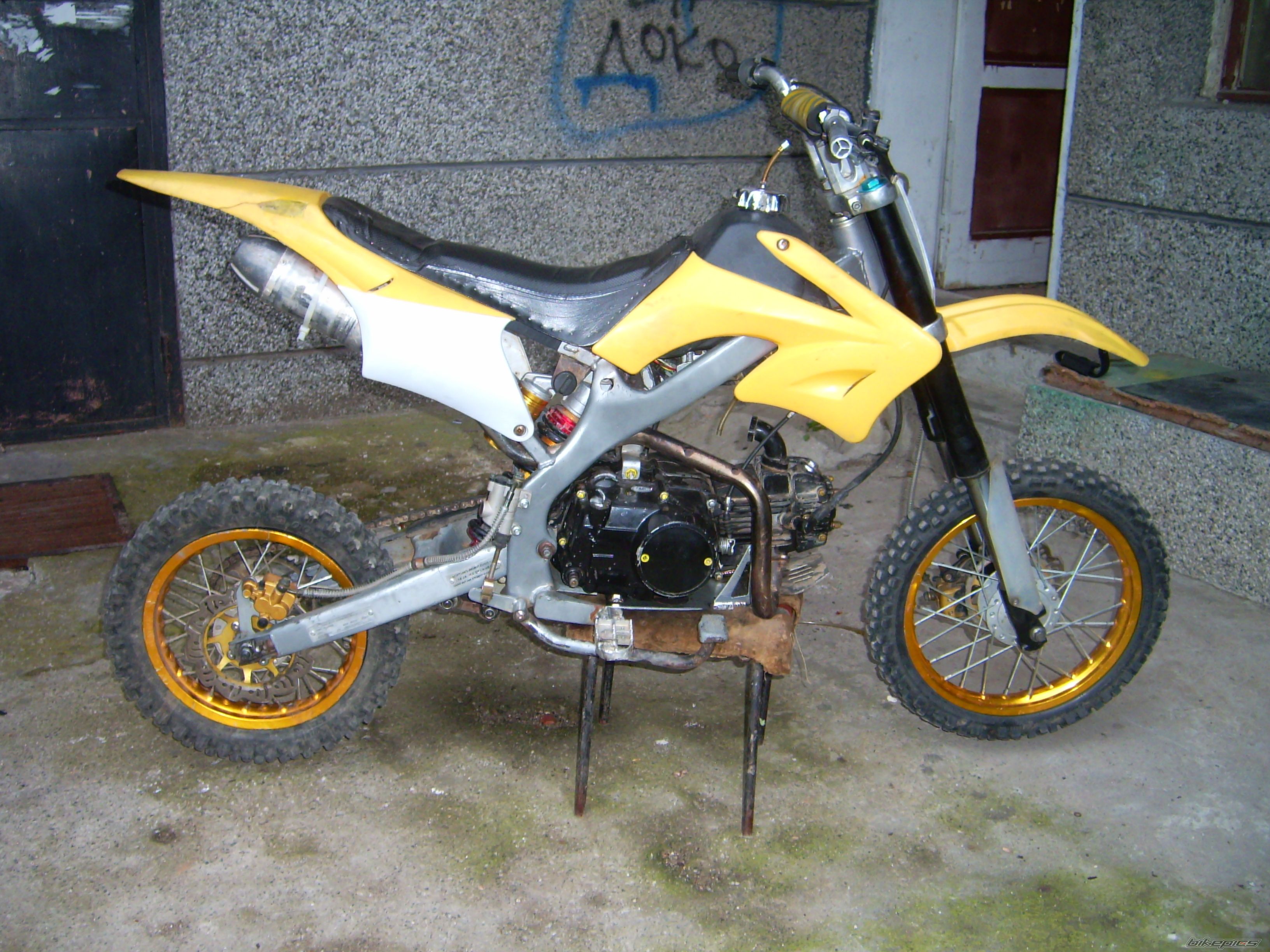 Photo 2223079
