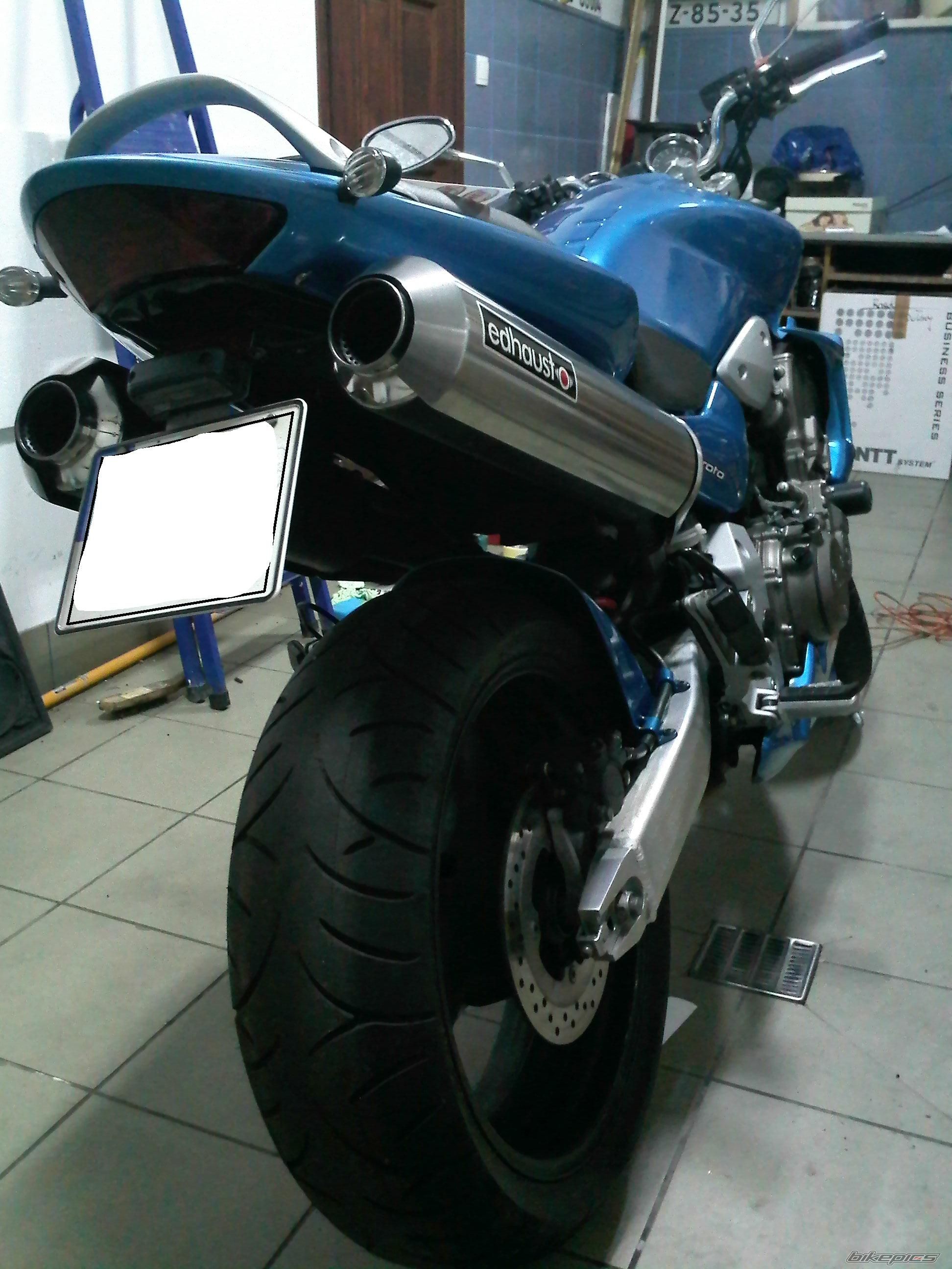 Photo 2340591