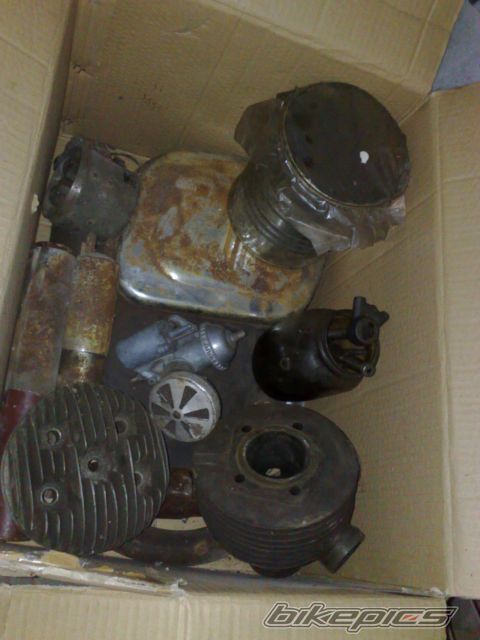Photo 2346273