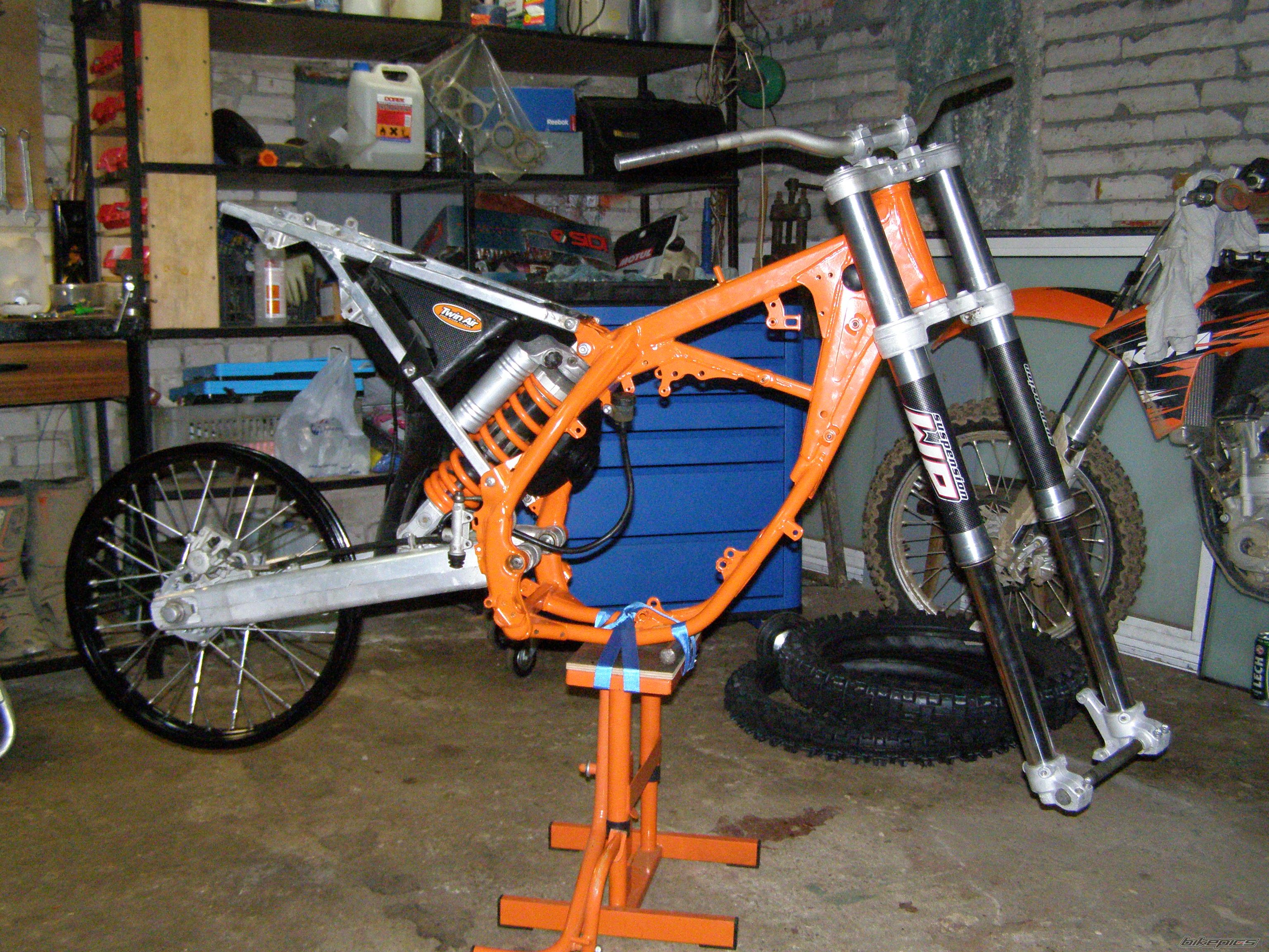 Photo 2346411