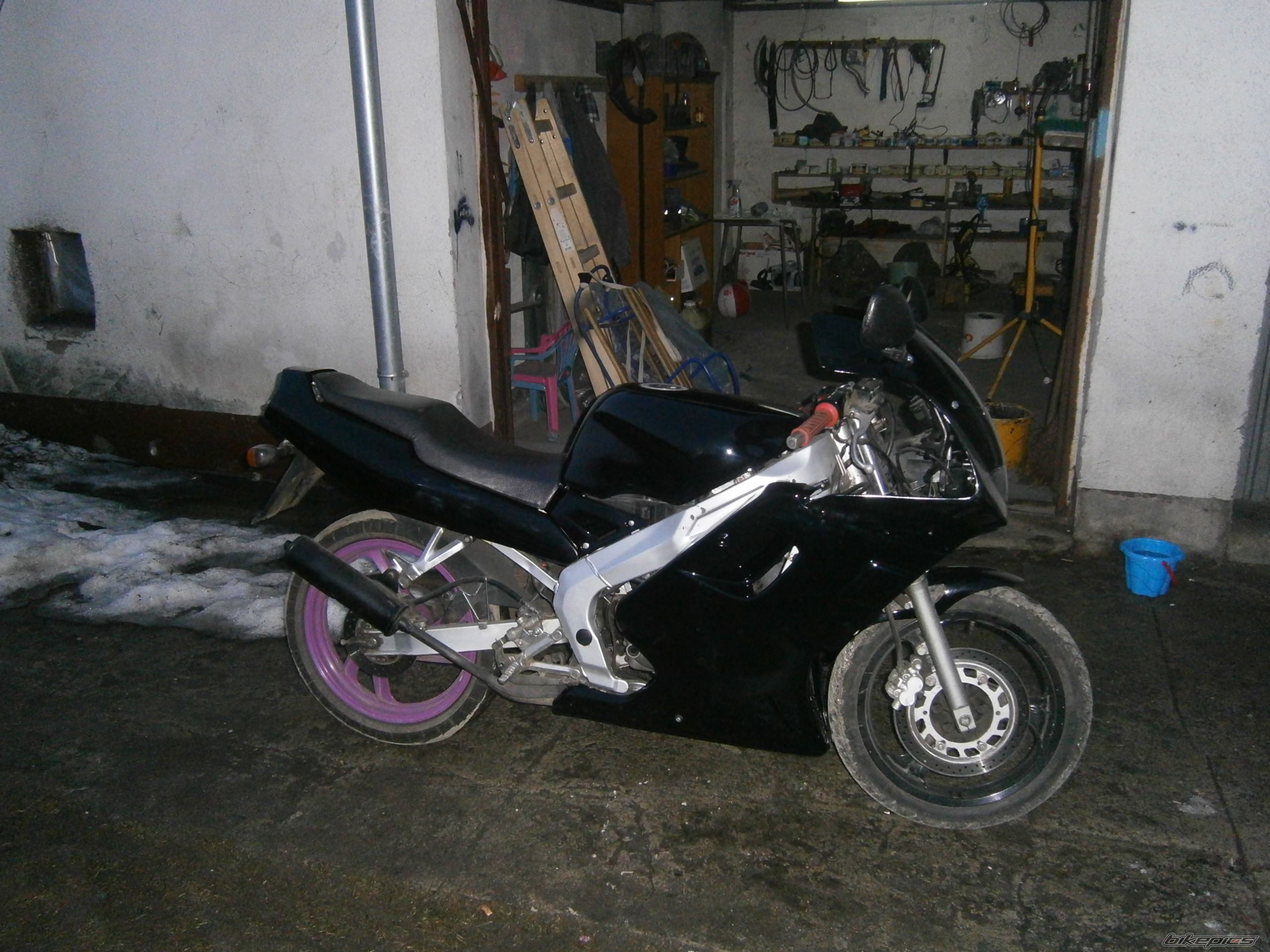Photo 2353572