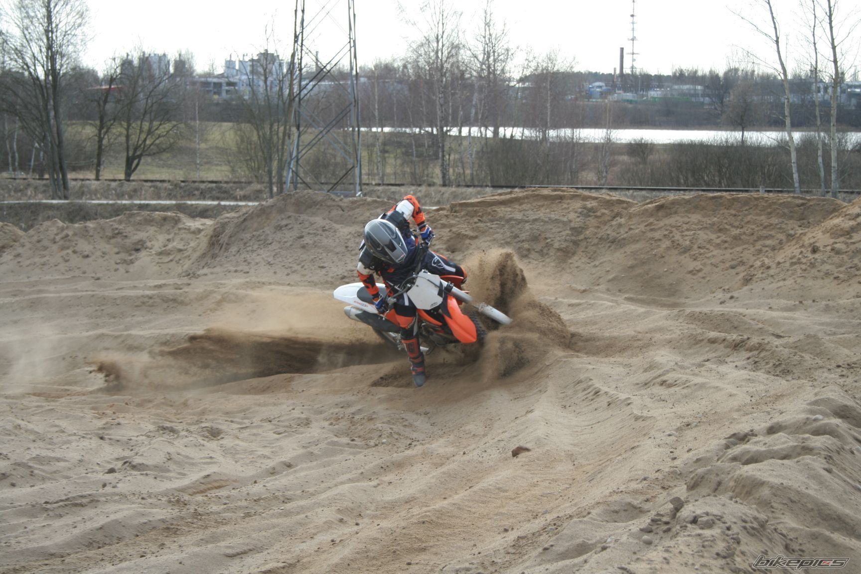 Photo 2372779