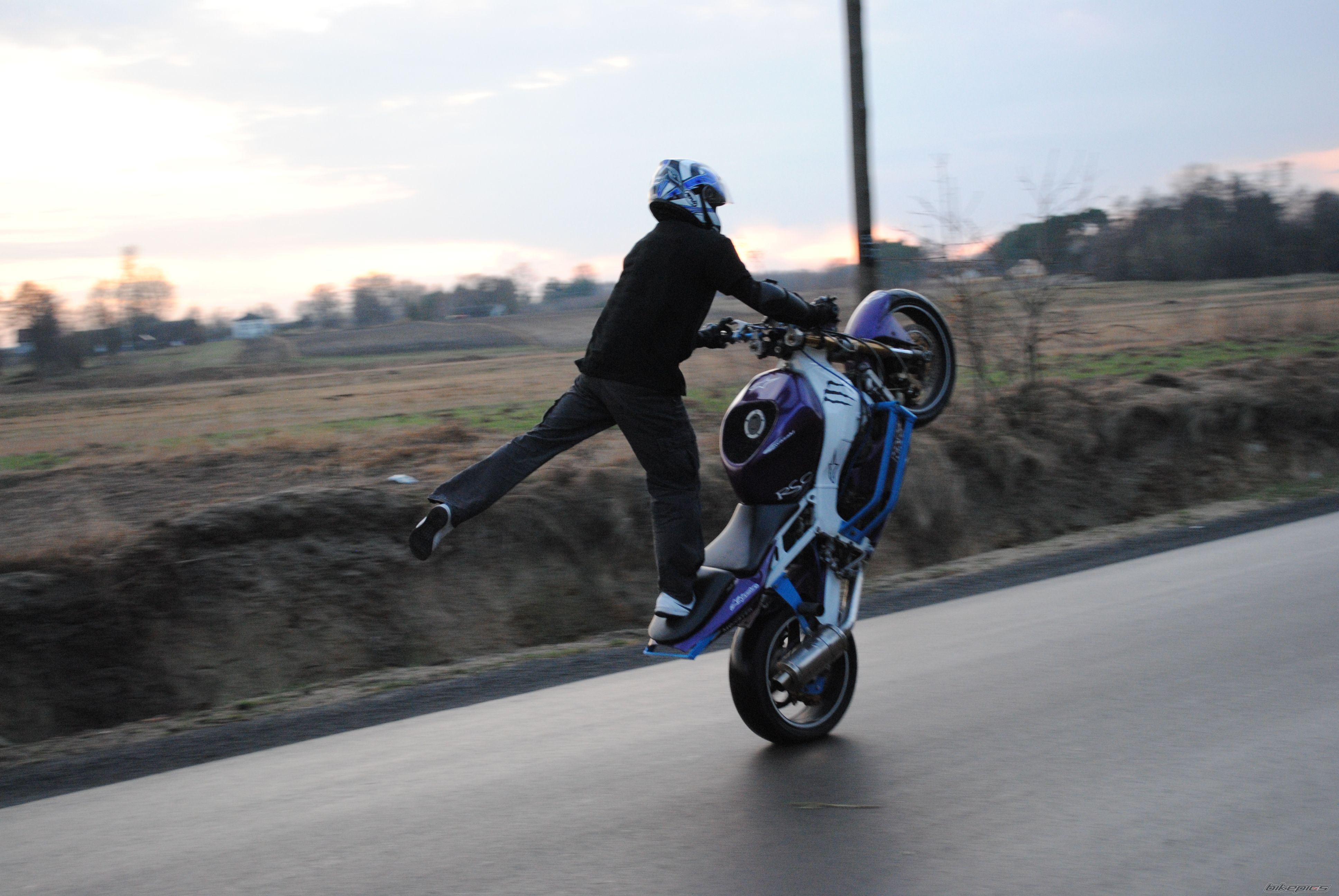 Bike Photo 2378951