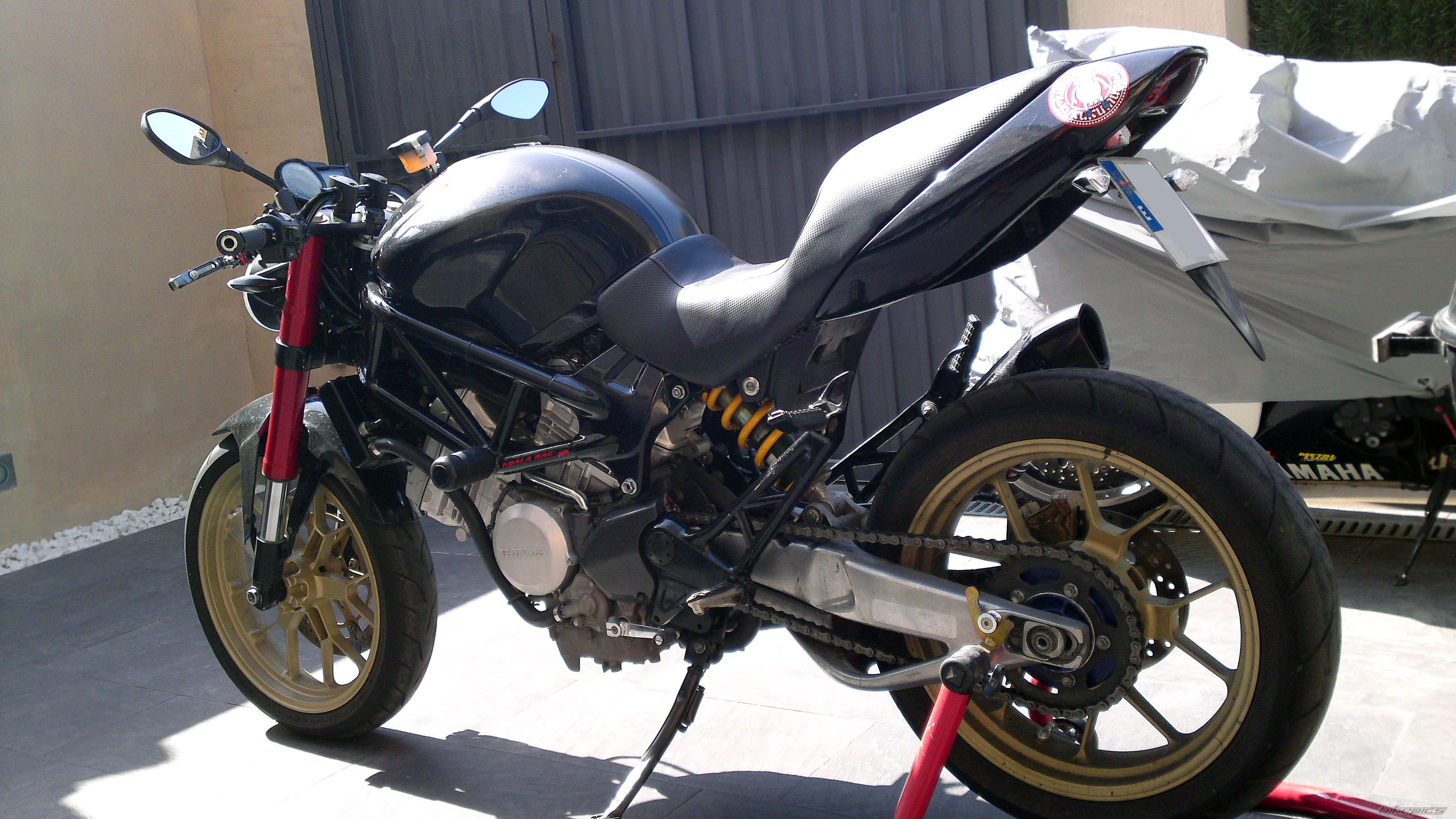 Photo 2379329