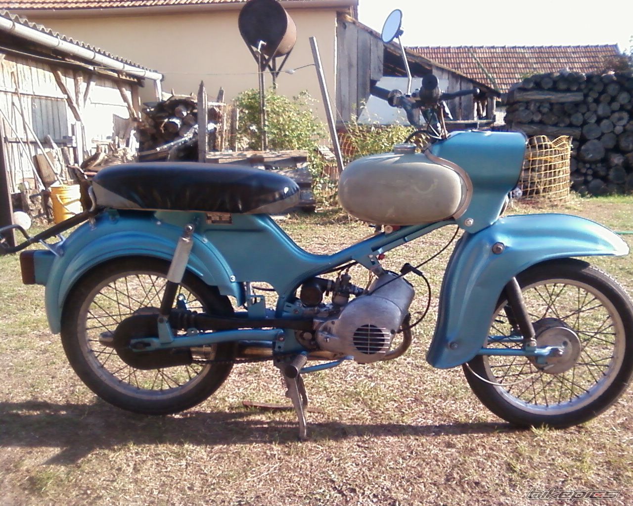 Photo 2379611