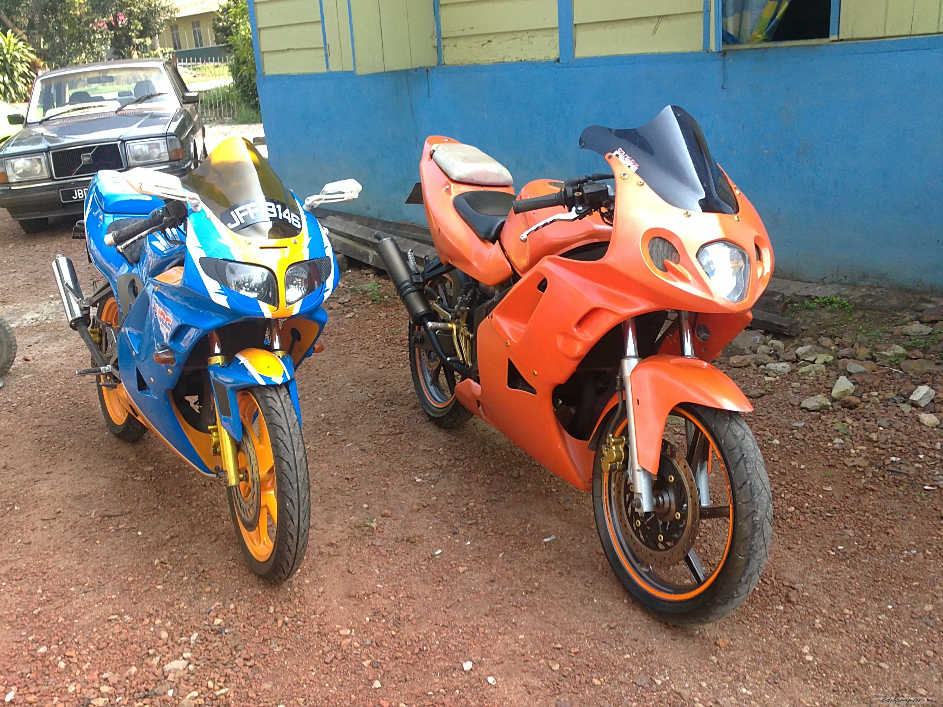Photo 2387219