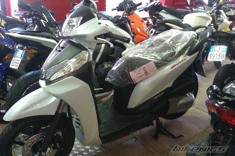 Photo 2389412
