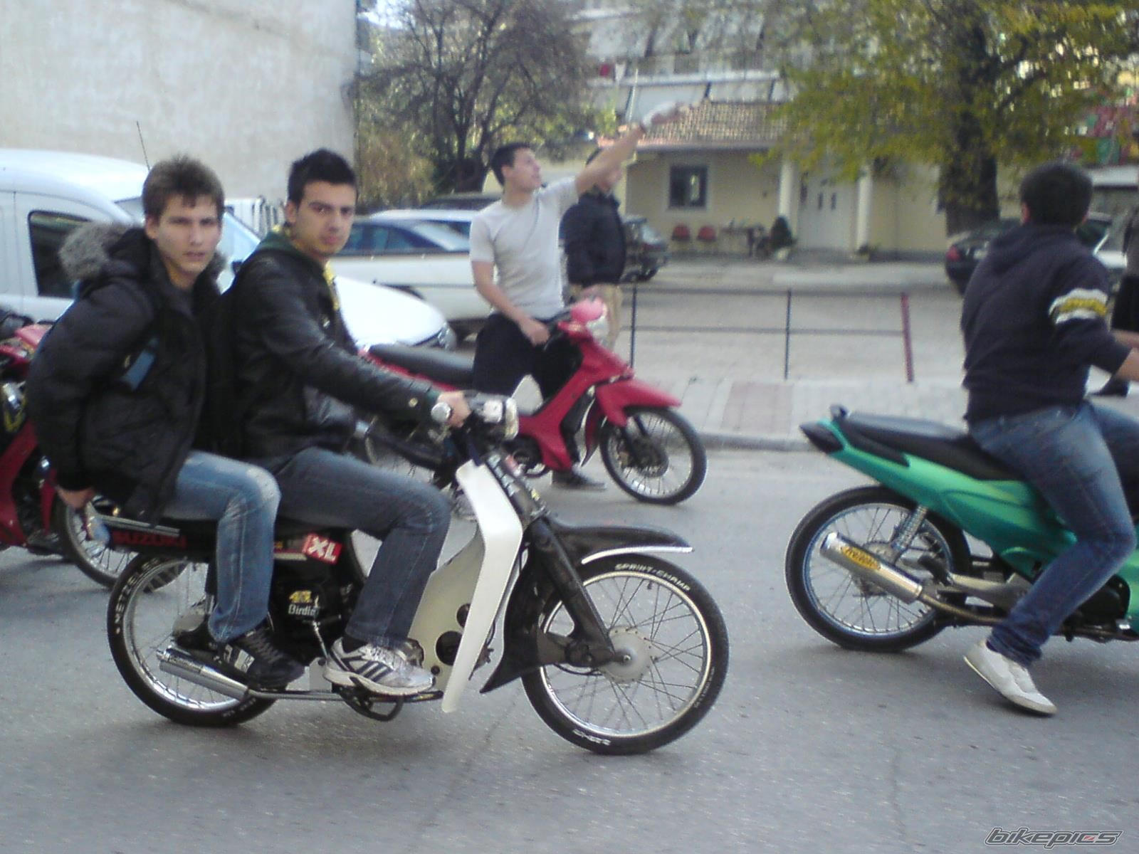 Bike Photo 2389498