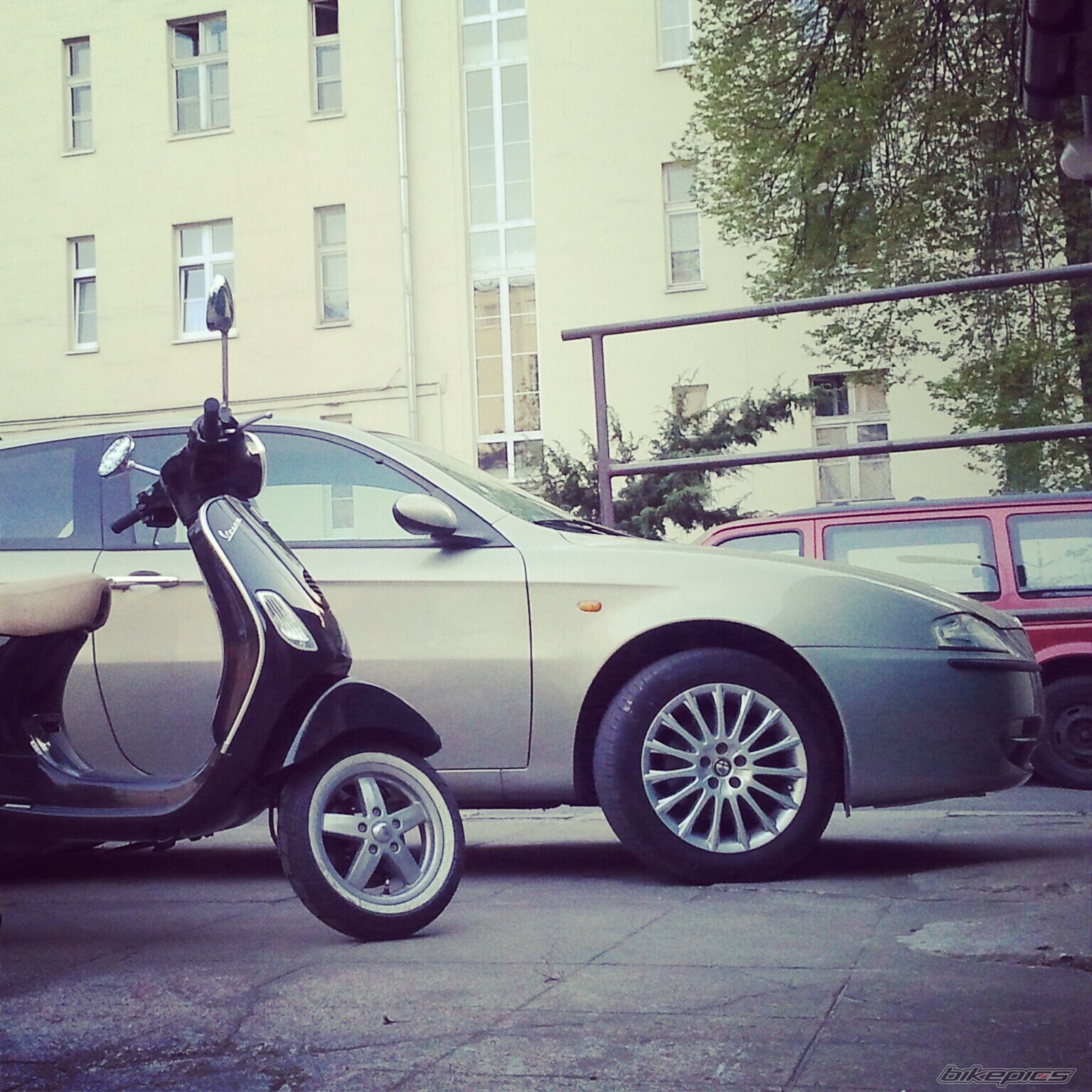 Photo 2393680