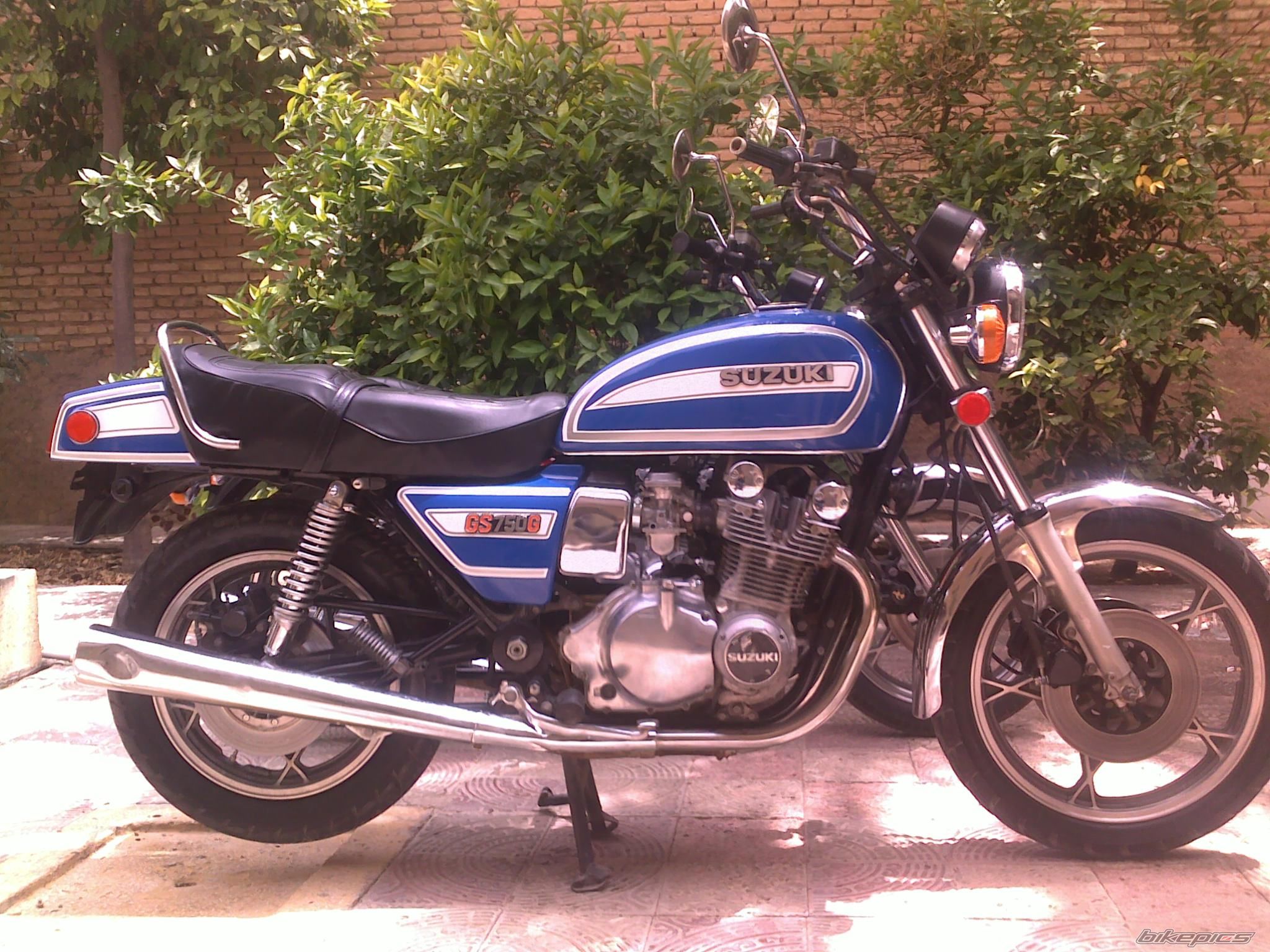 Photo 2403470