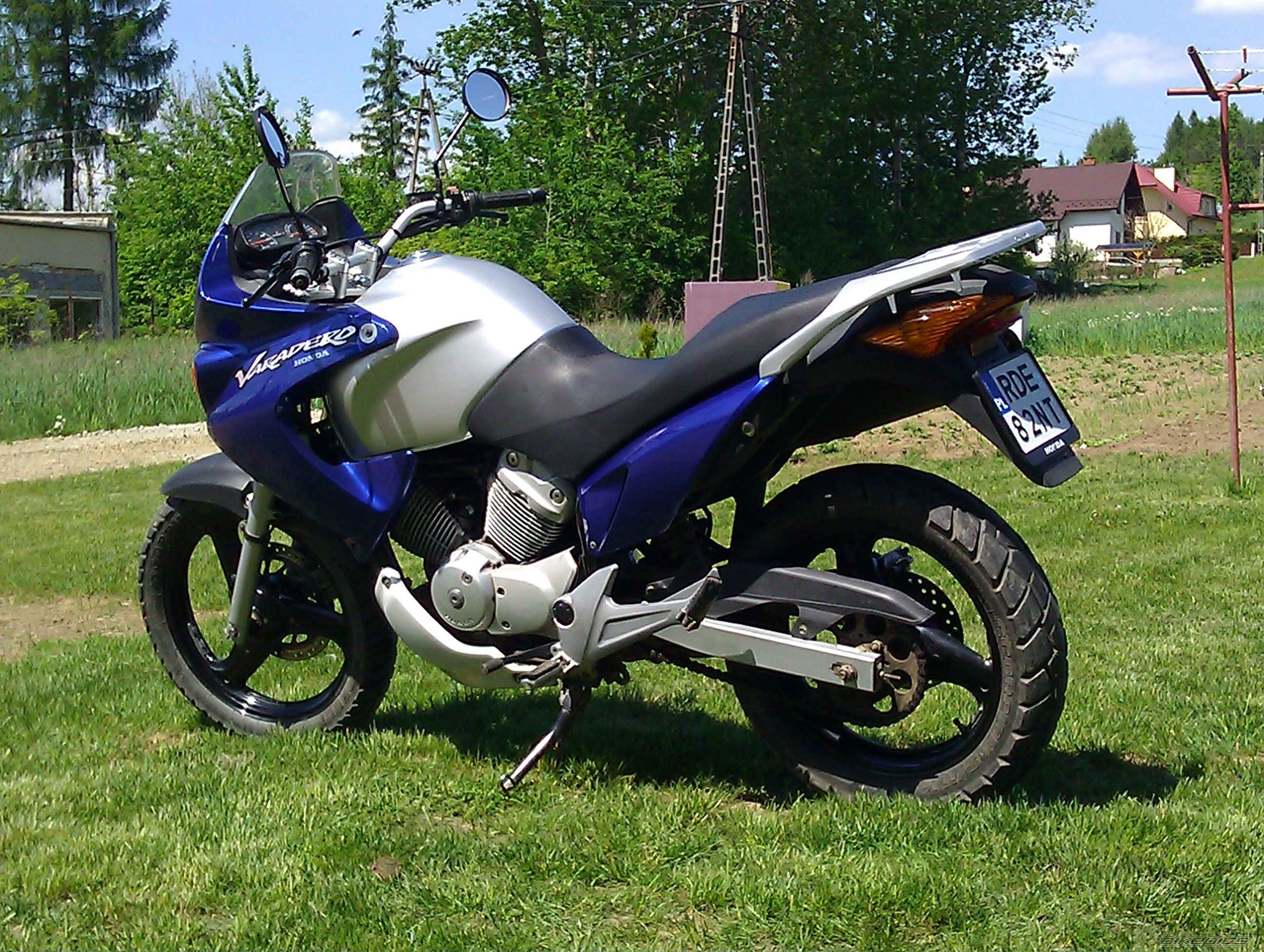 Photo 2407240