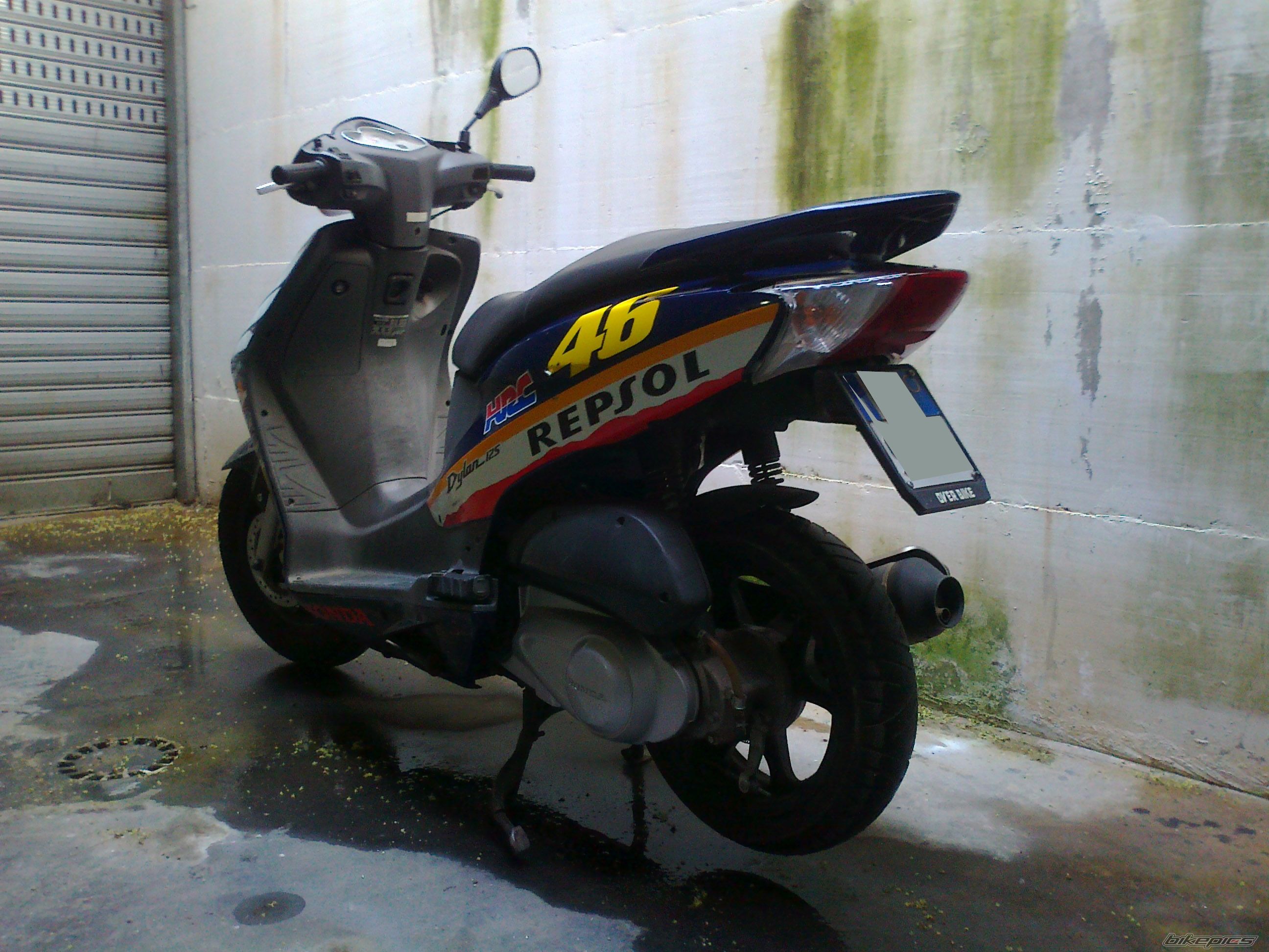 Photo 2418399