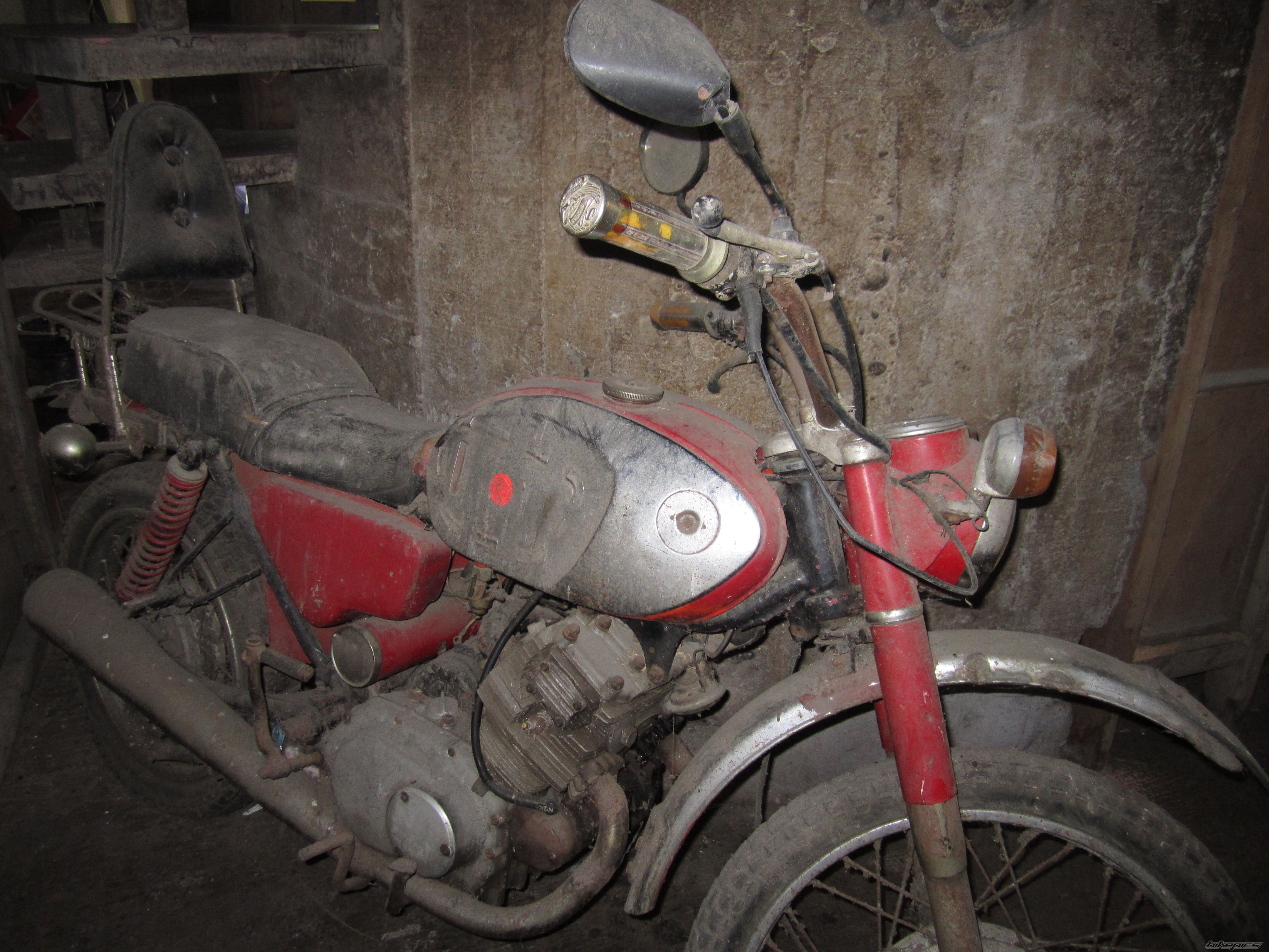 Photo 2419439