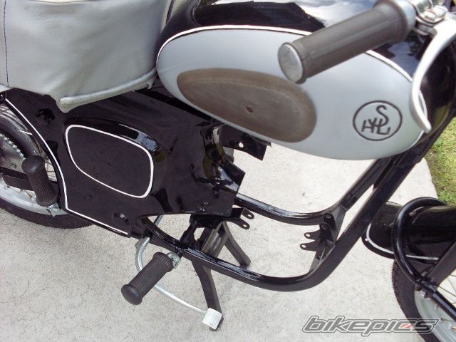 Photo 2428809