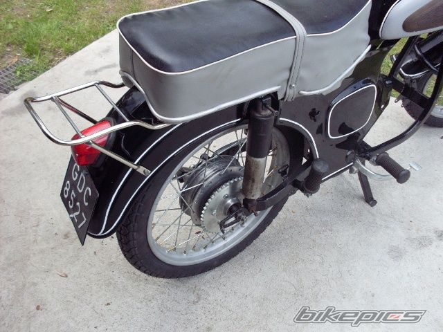 Photo 2428812