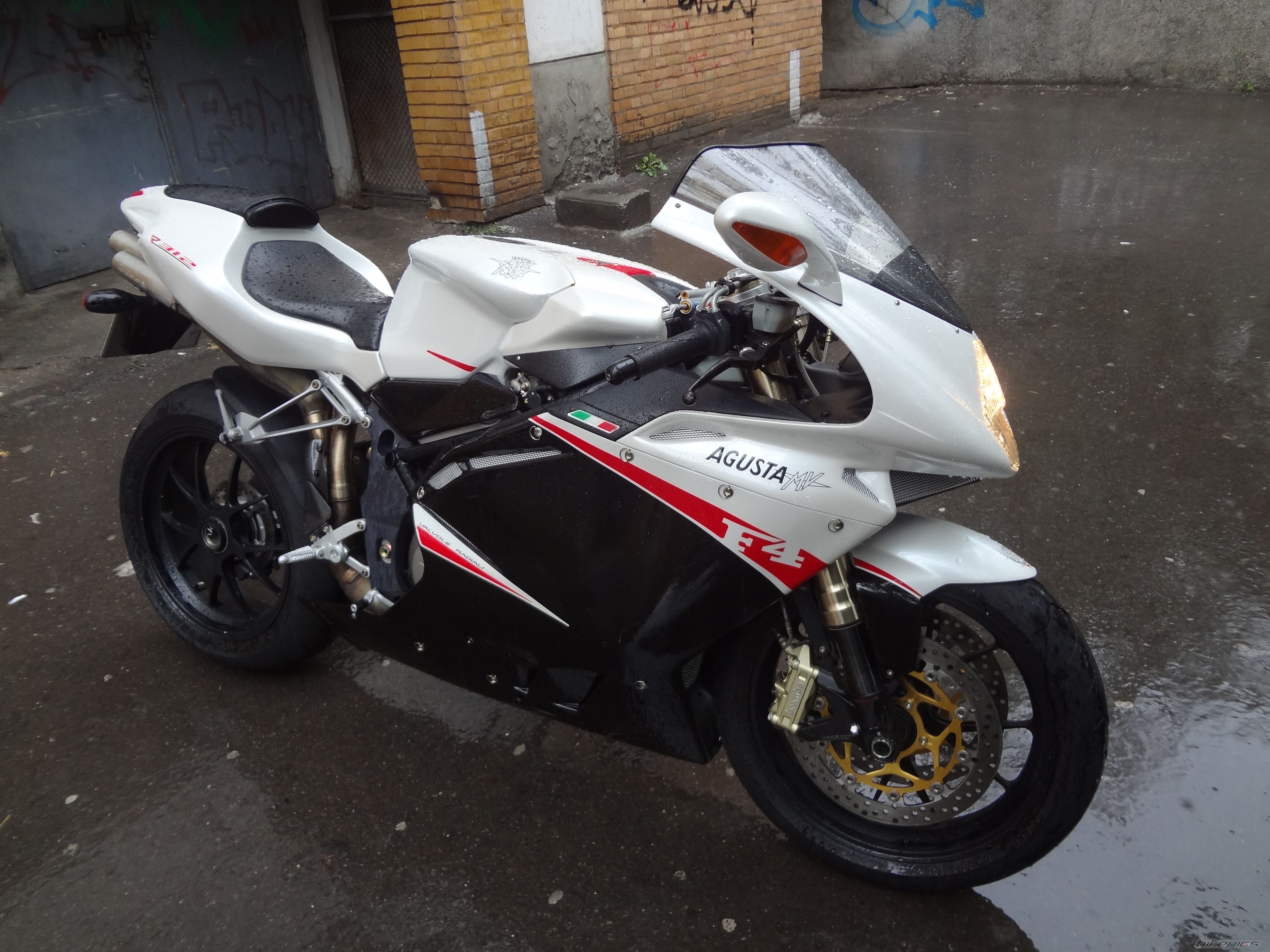 Photo 2431399