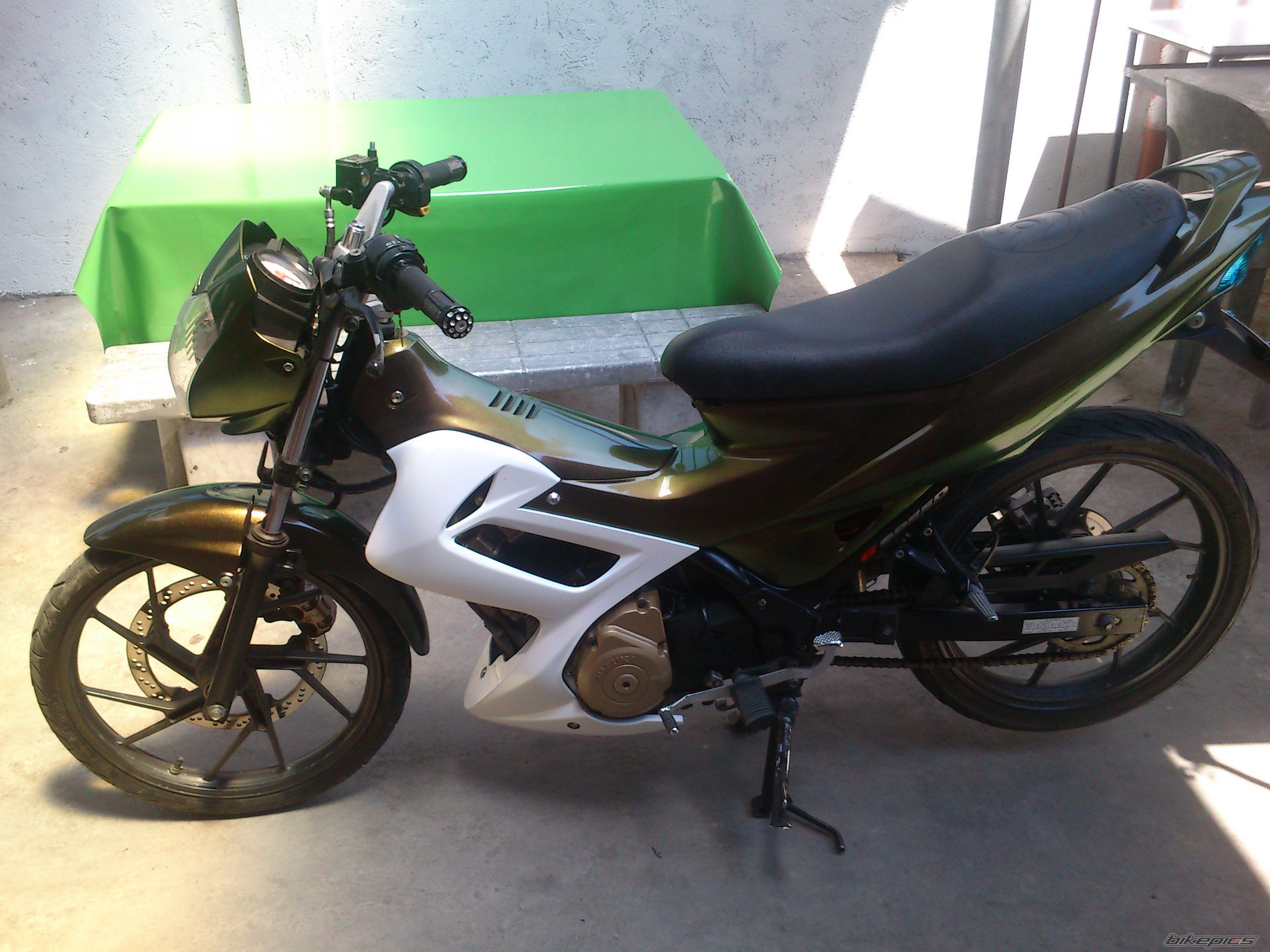 Photo 2433166