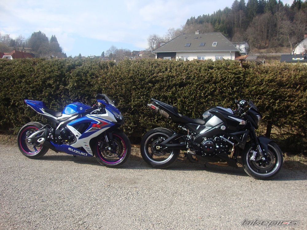 Photo 2436075