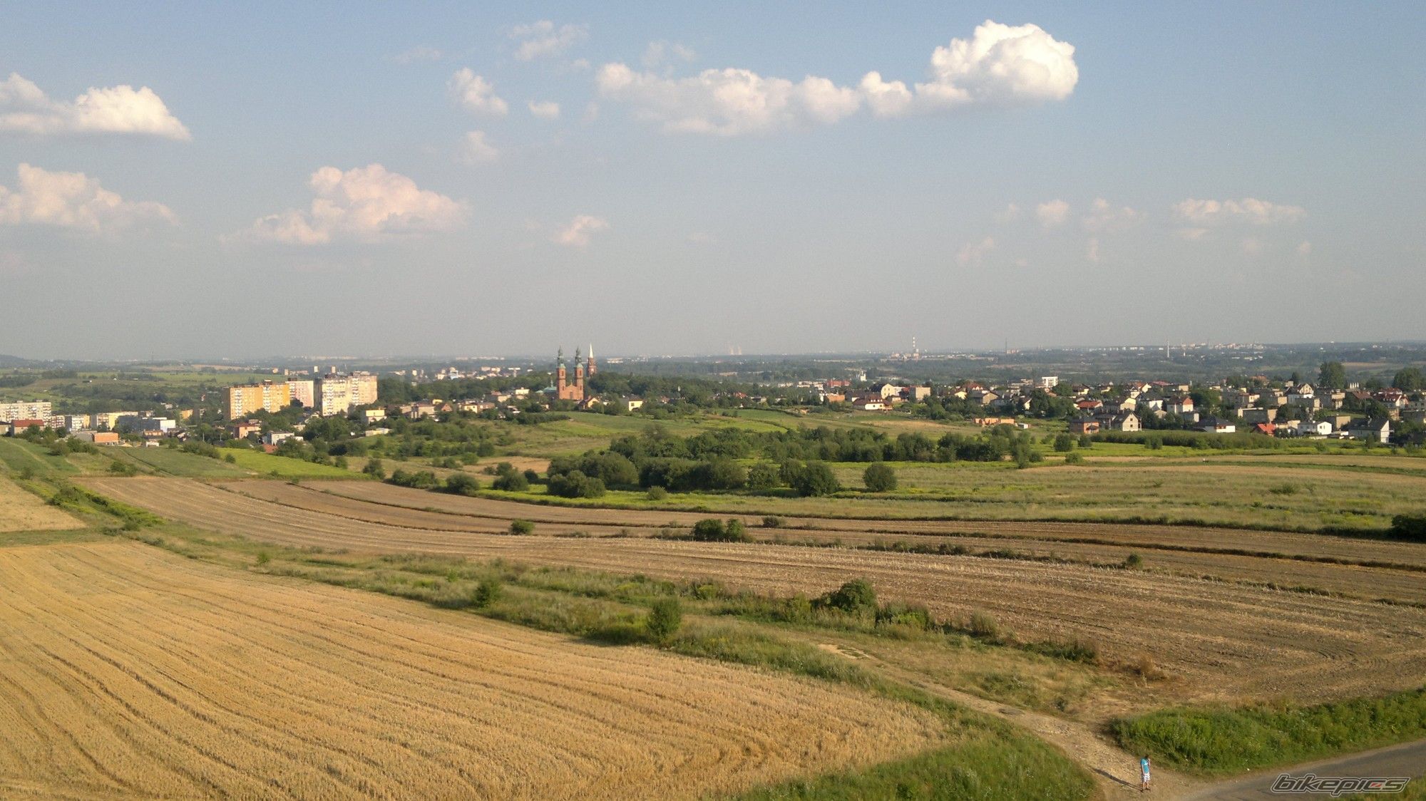 Photo 2437056