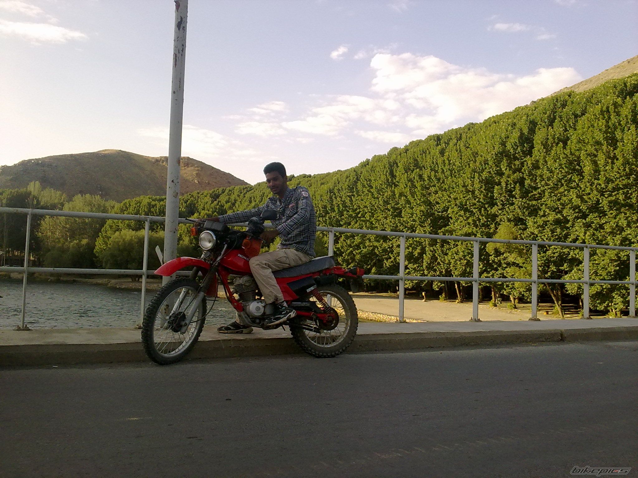 Photo 2438948