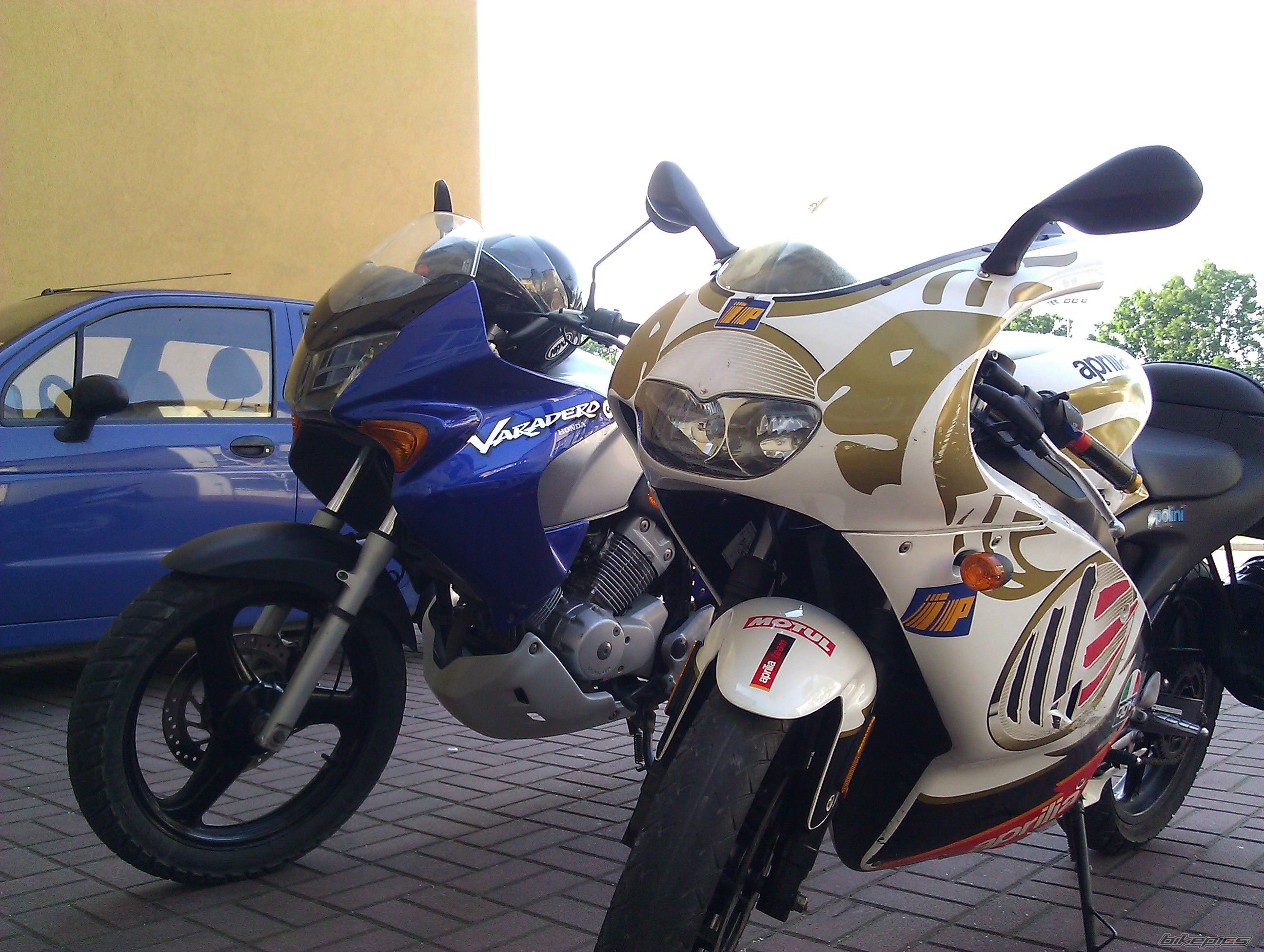 Photo 2448205