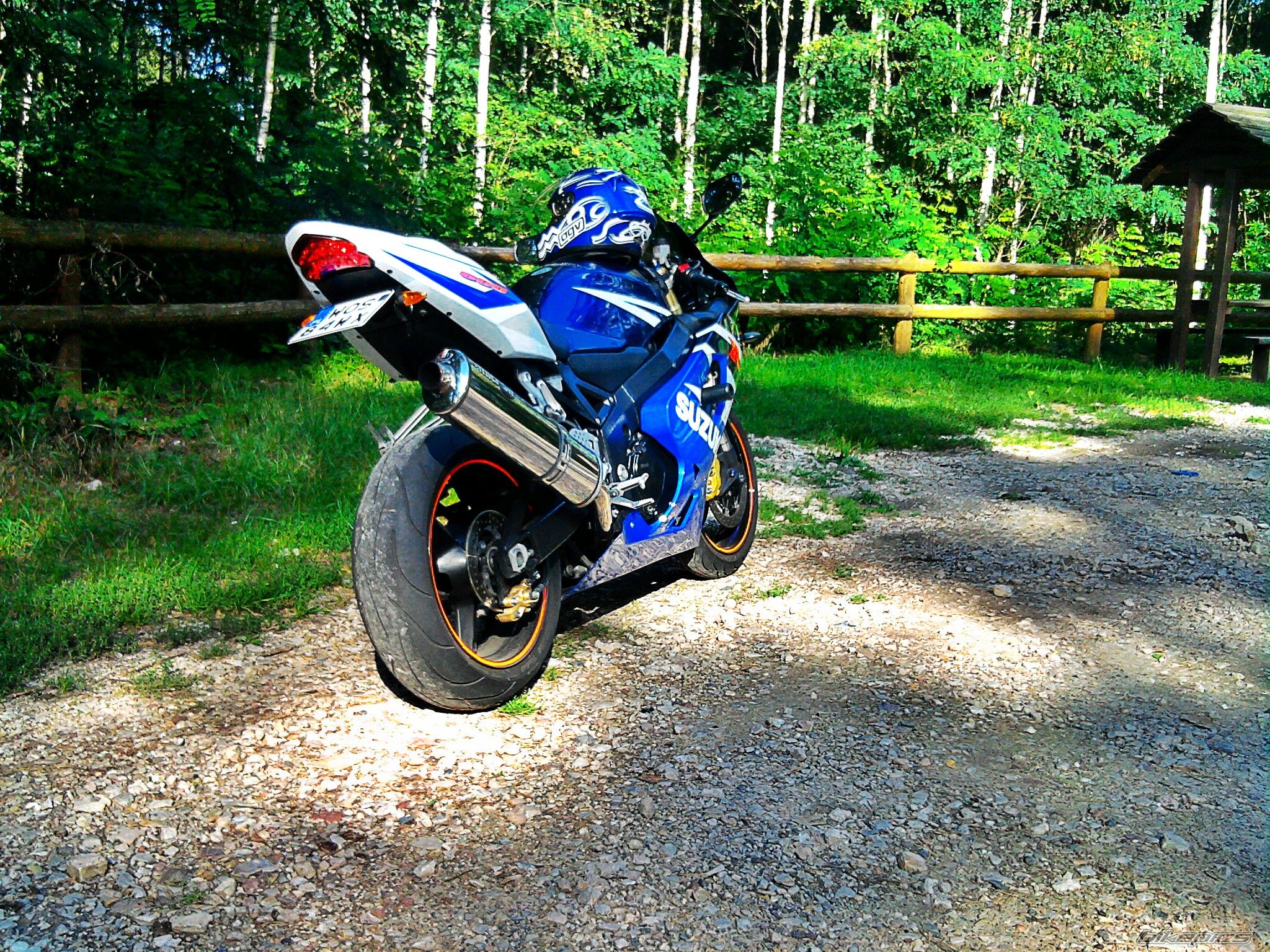 Photo 2448729