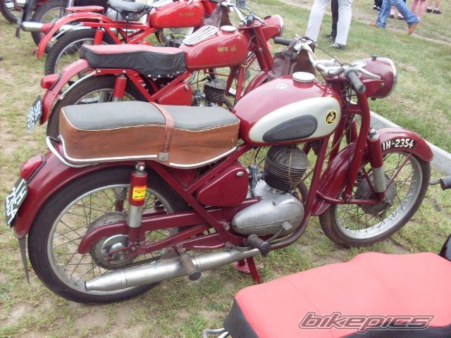 Photo 2450942