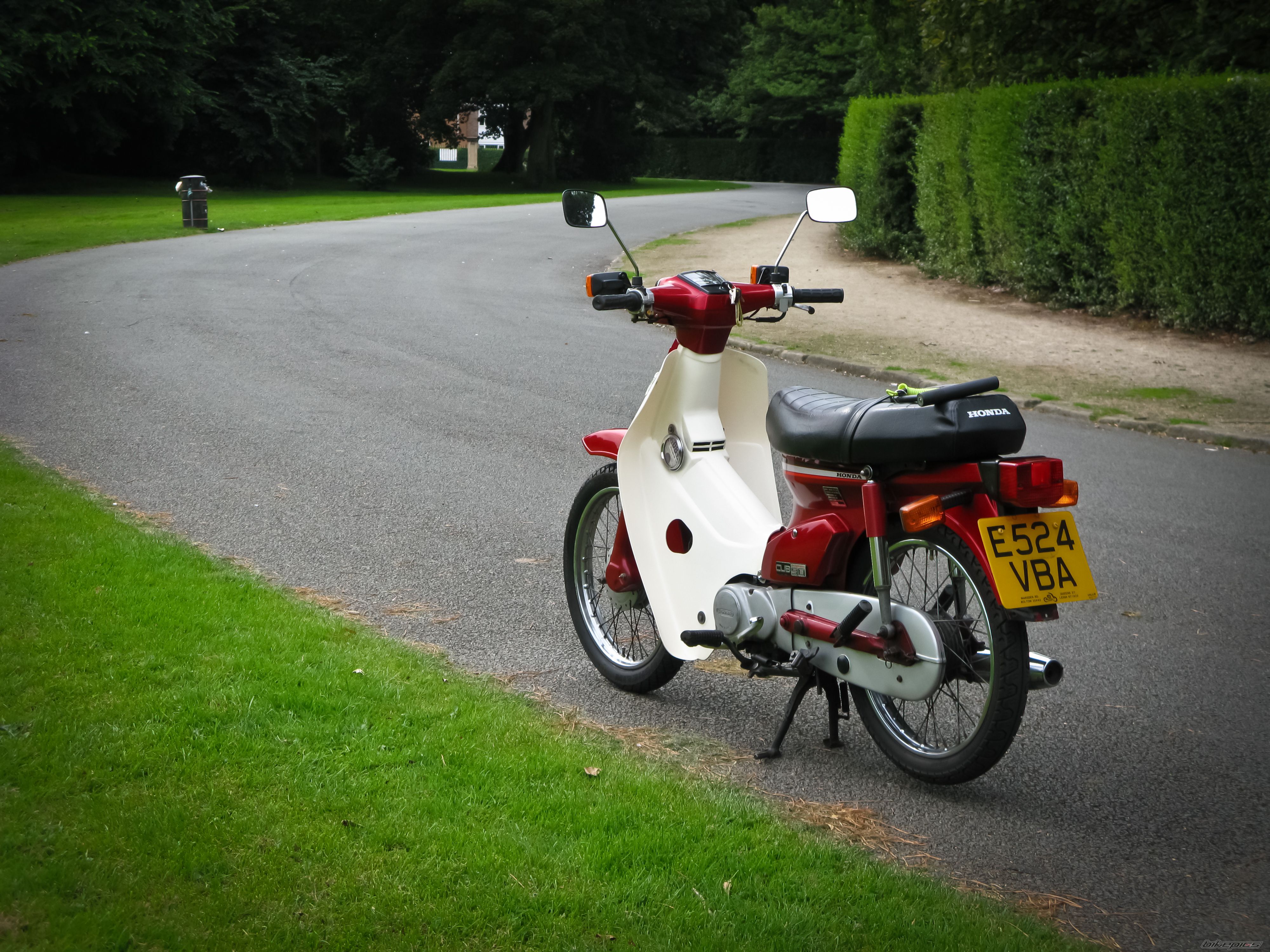Photo 2453441