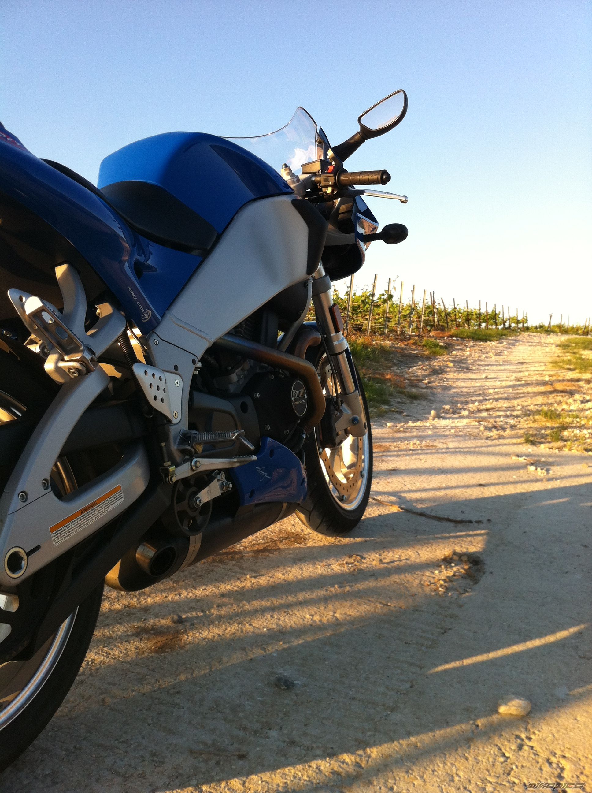 Photo 2454904