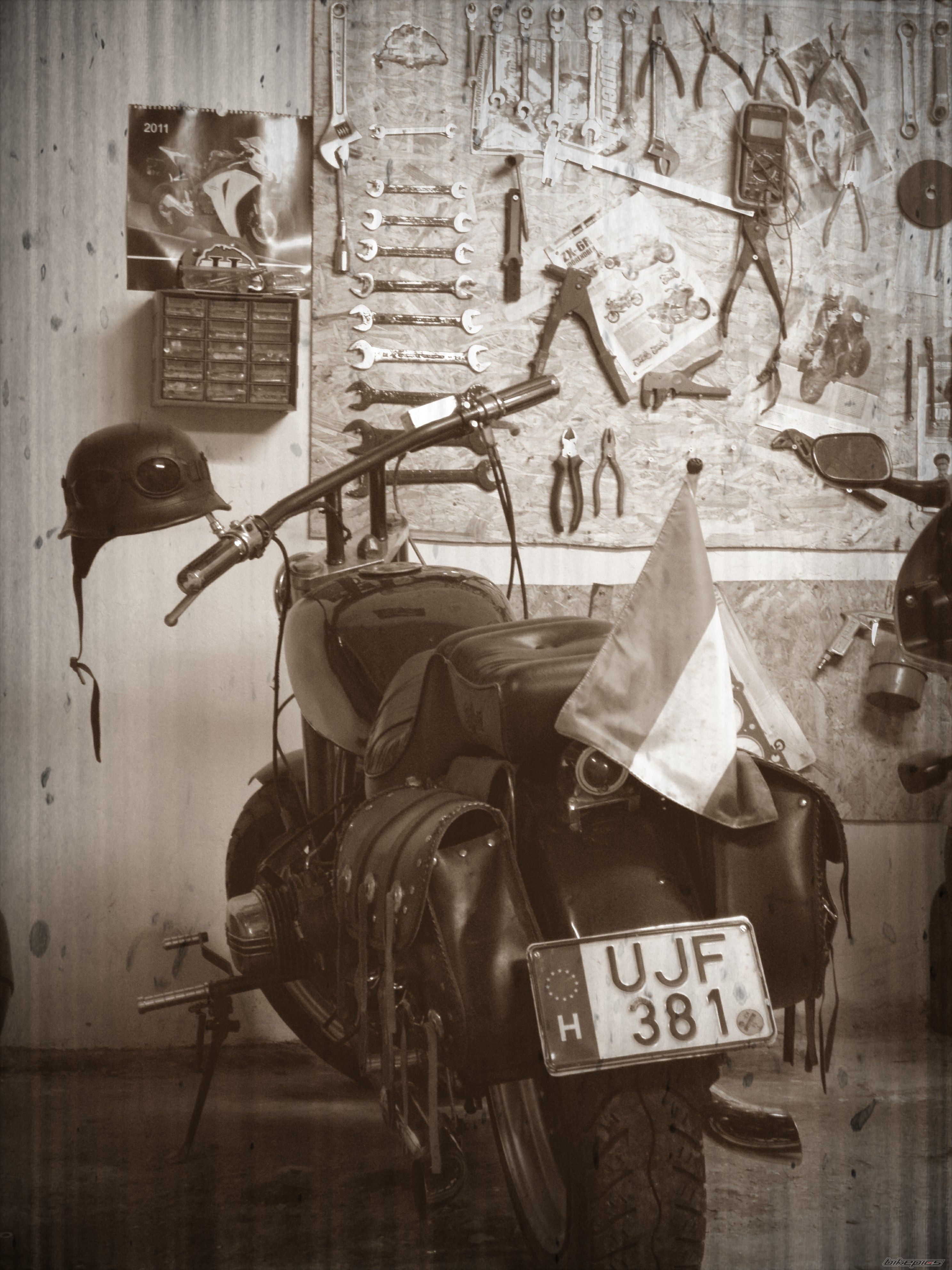 Photo 2459855