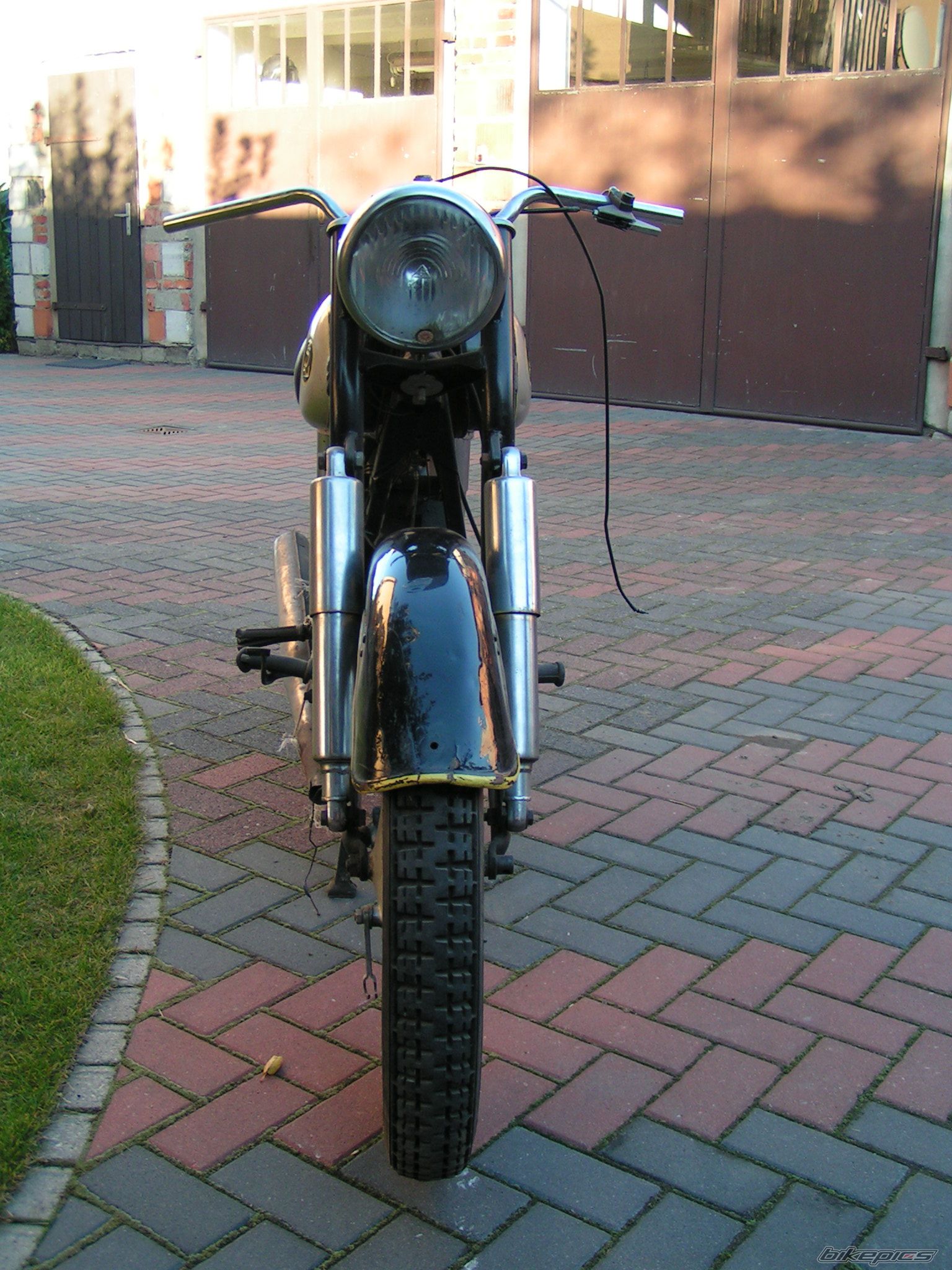Photo 2468850
