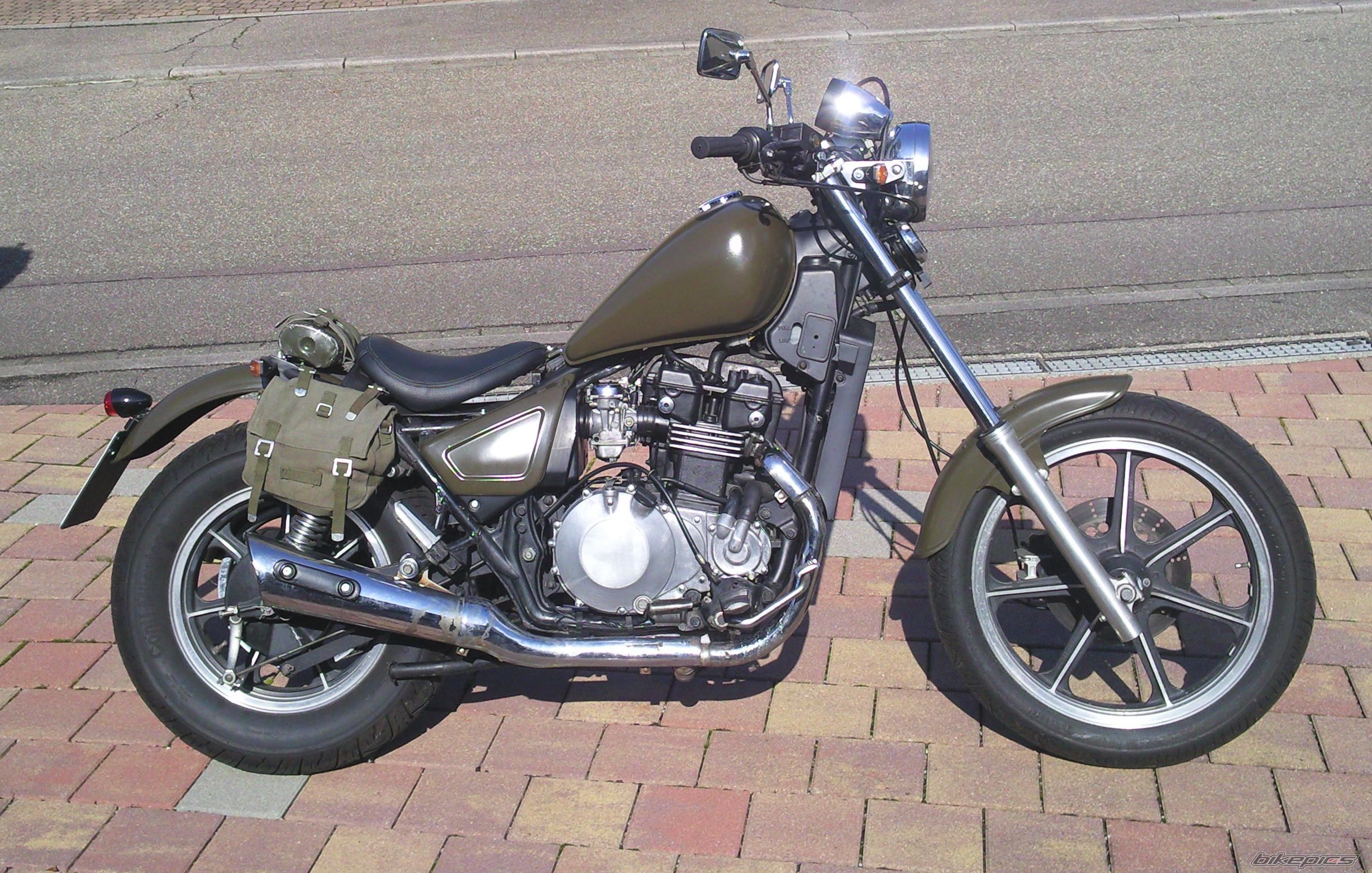 Photo 2473059