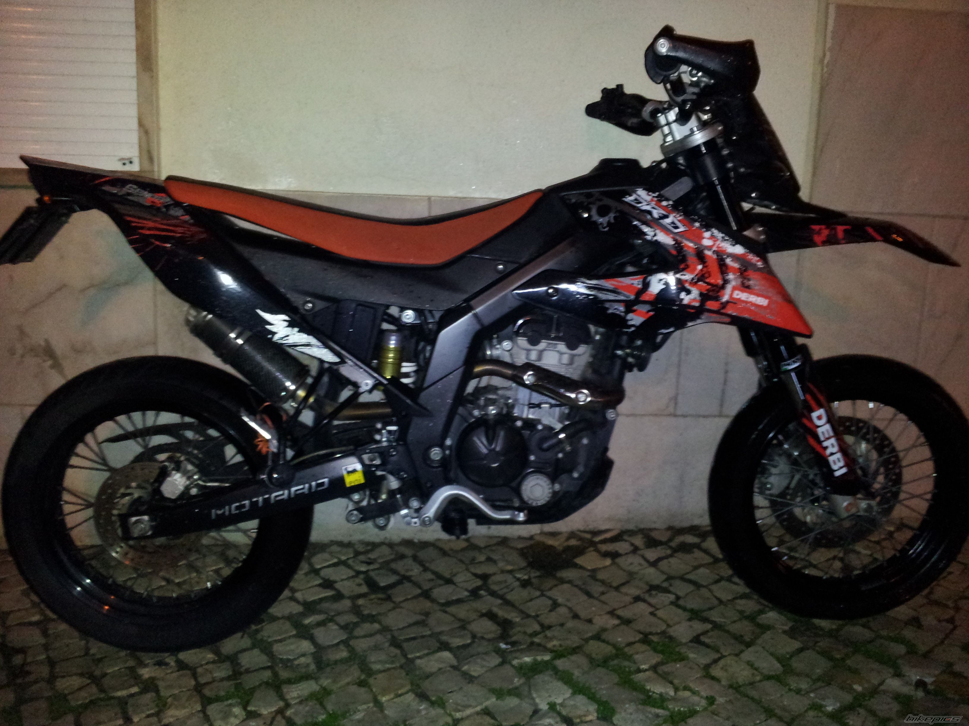Photo 2488380