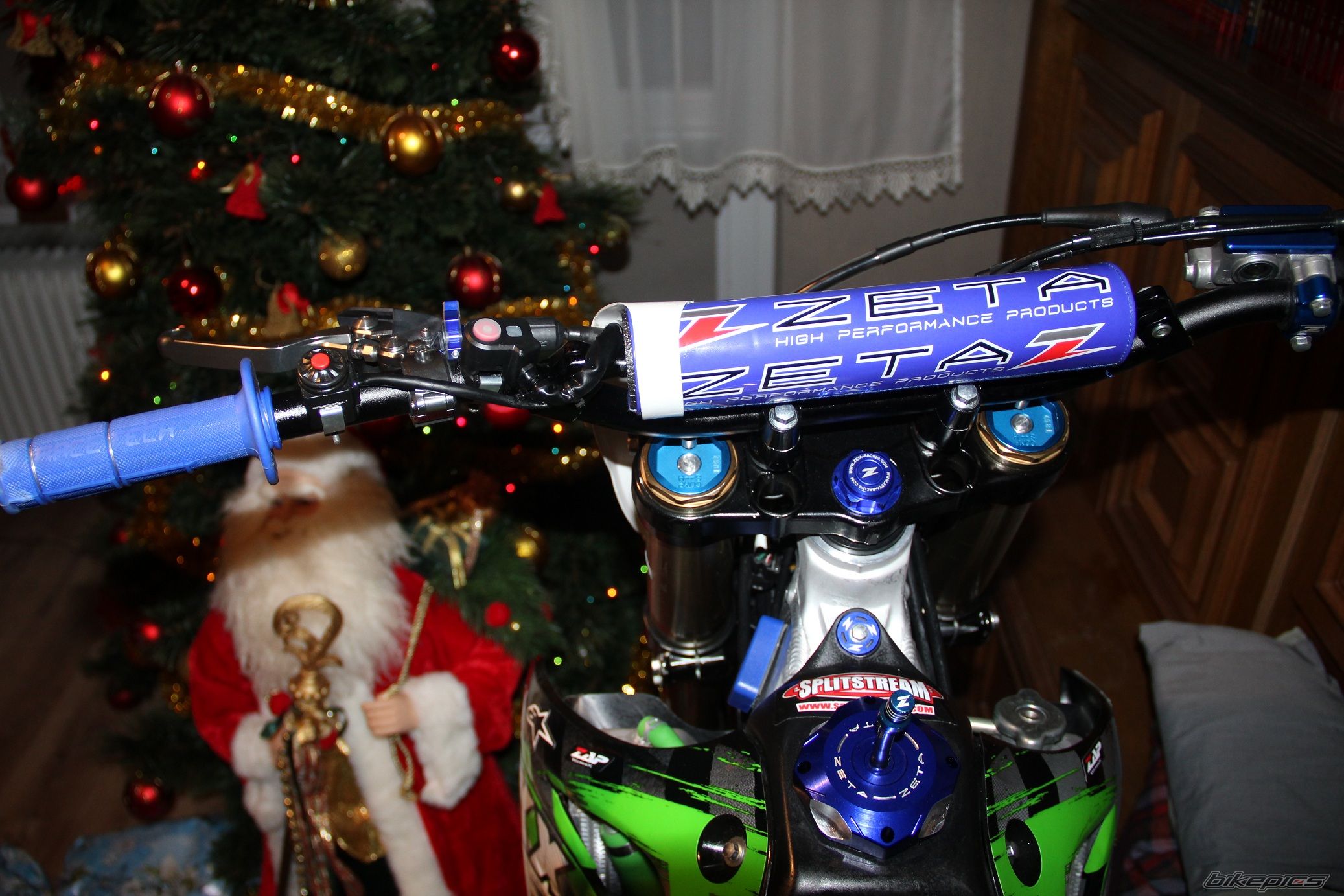 Photo 2493519