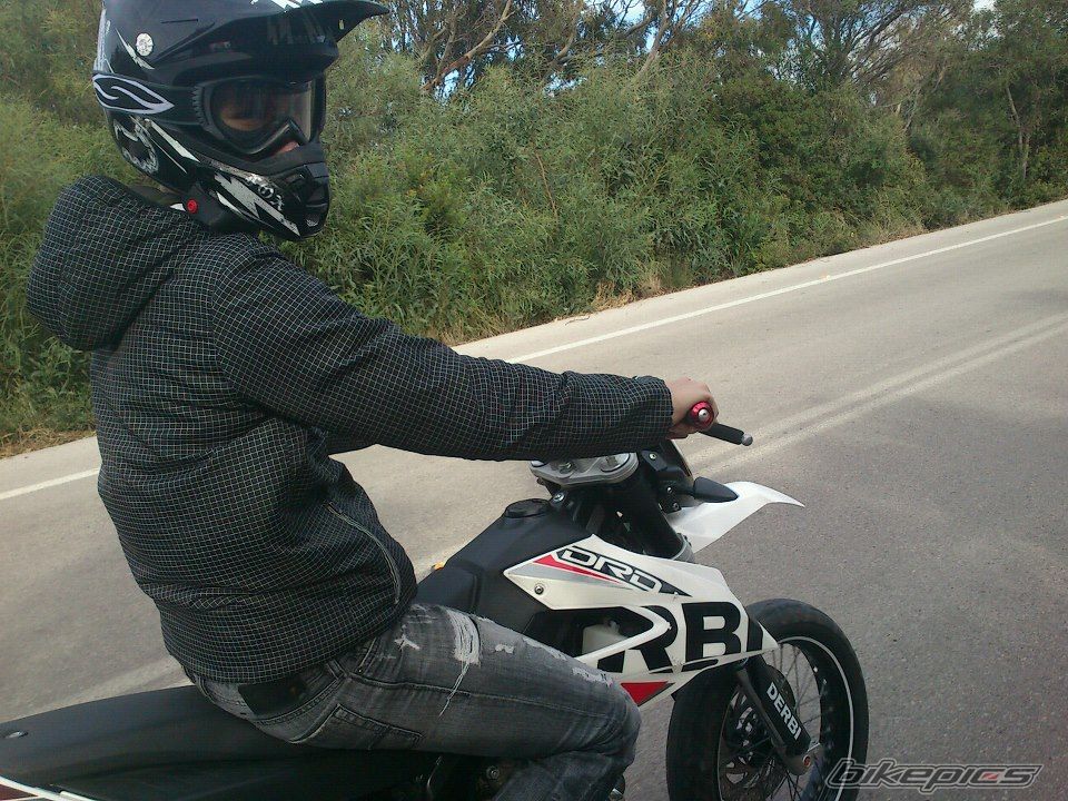 Photo 2498912