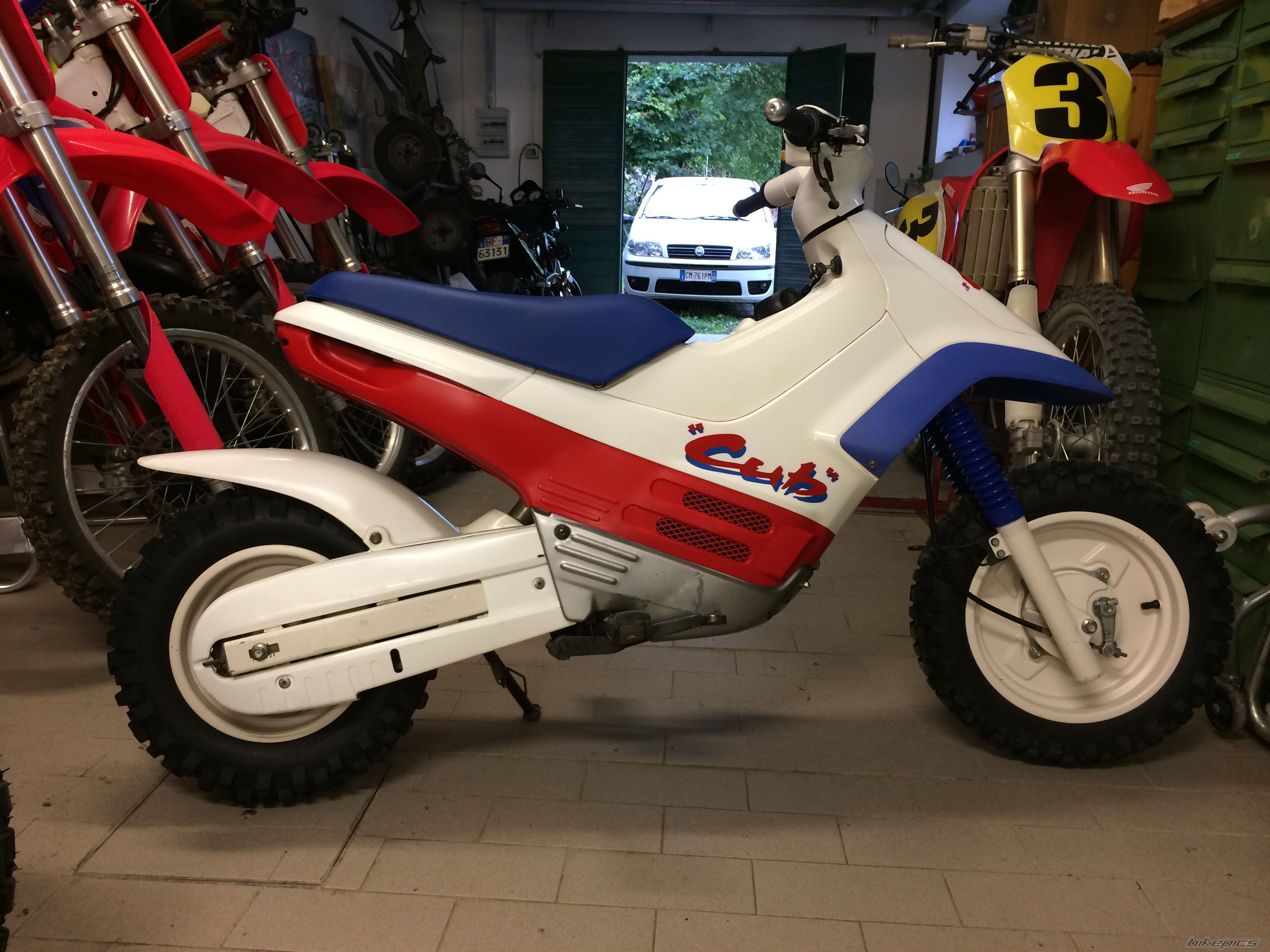 Photo 2685639