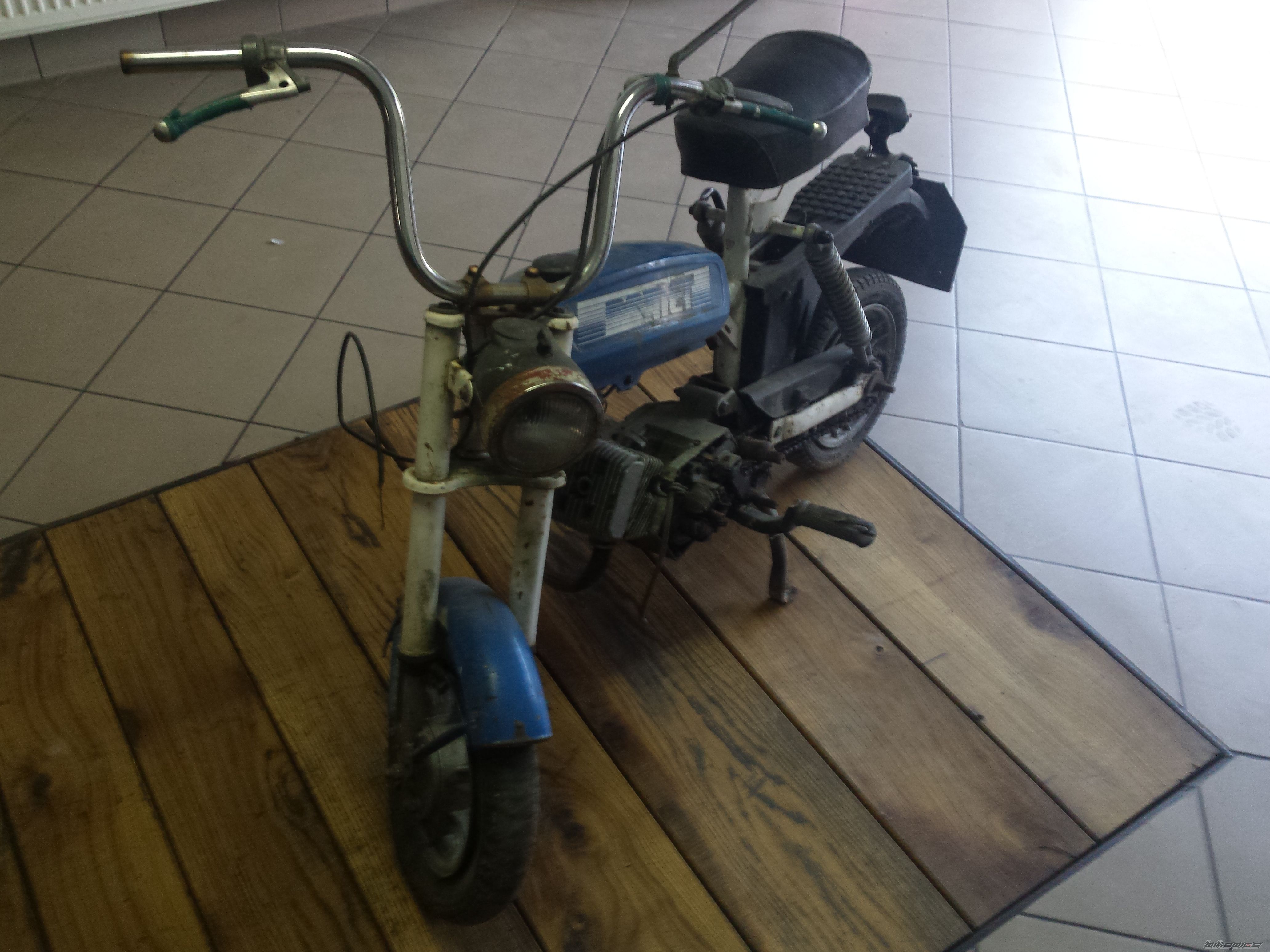 Photo 2695739