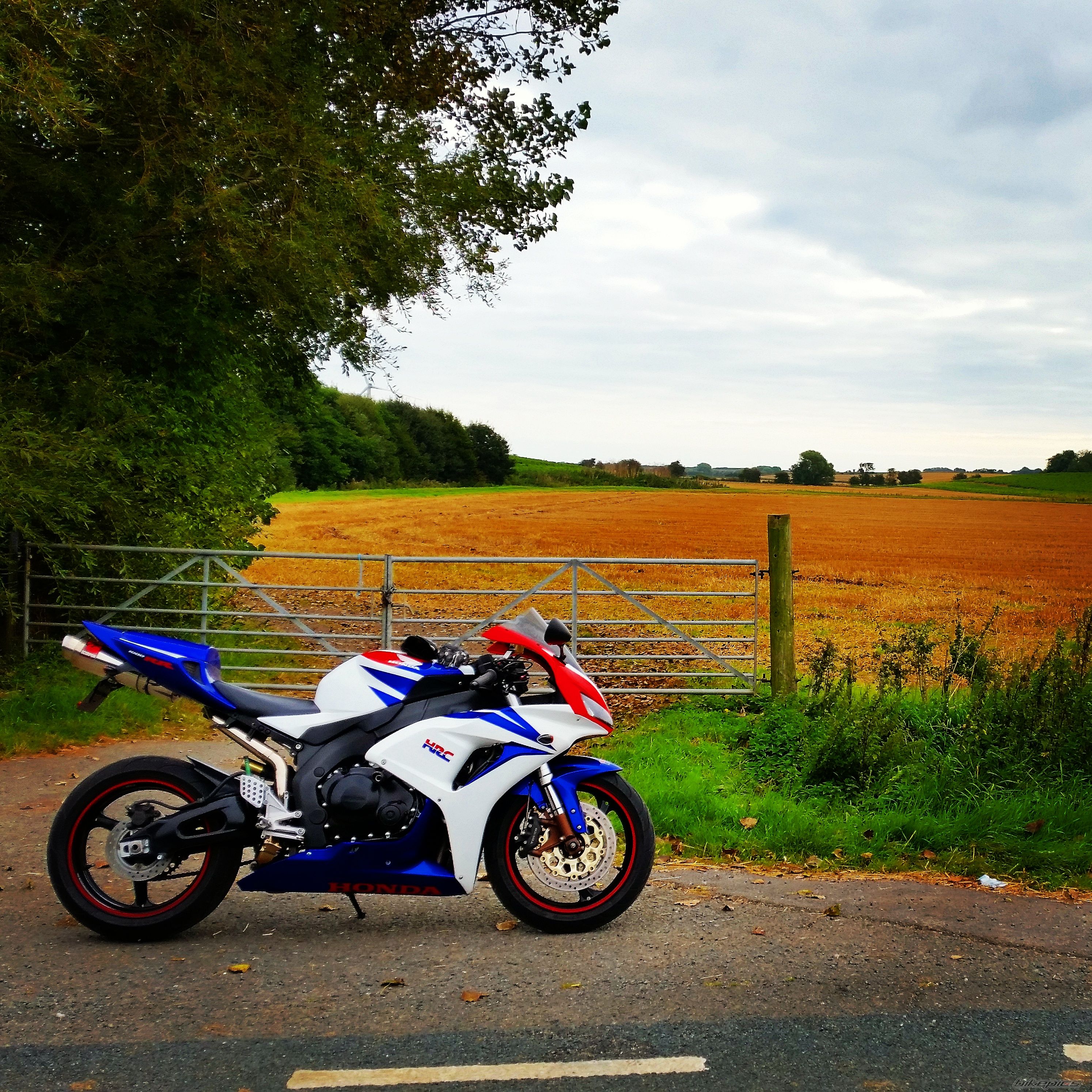 Bike Photo 2696210