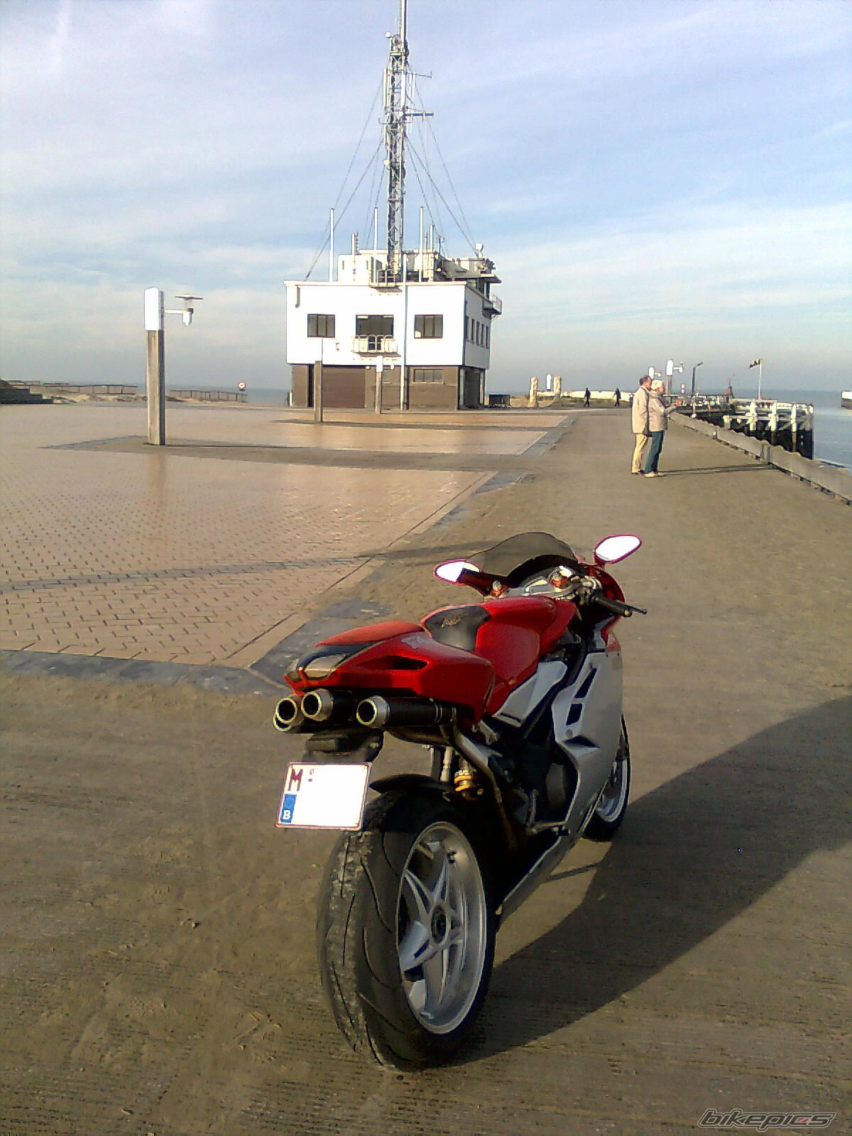 Photo 2715850