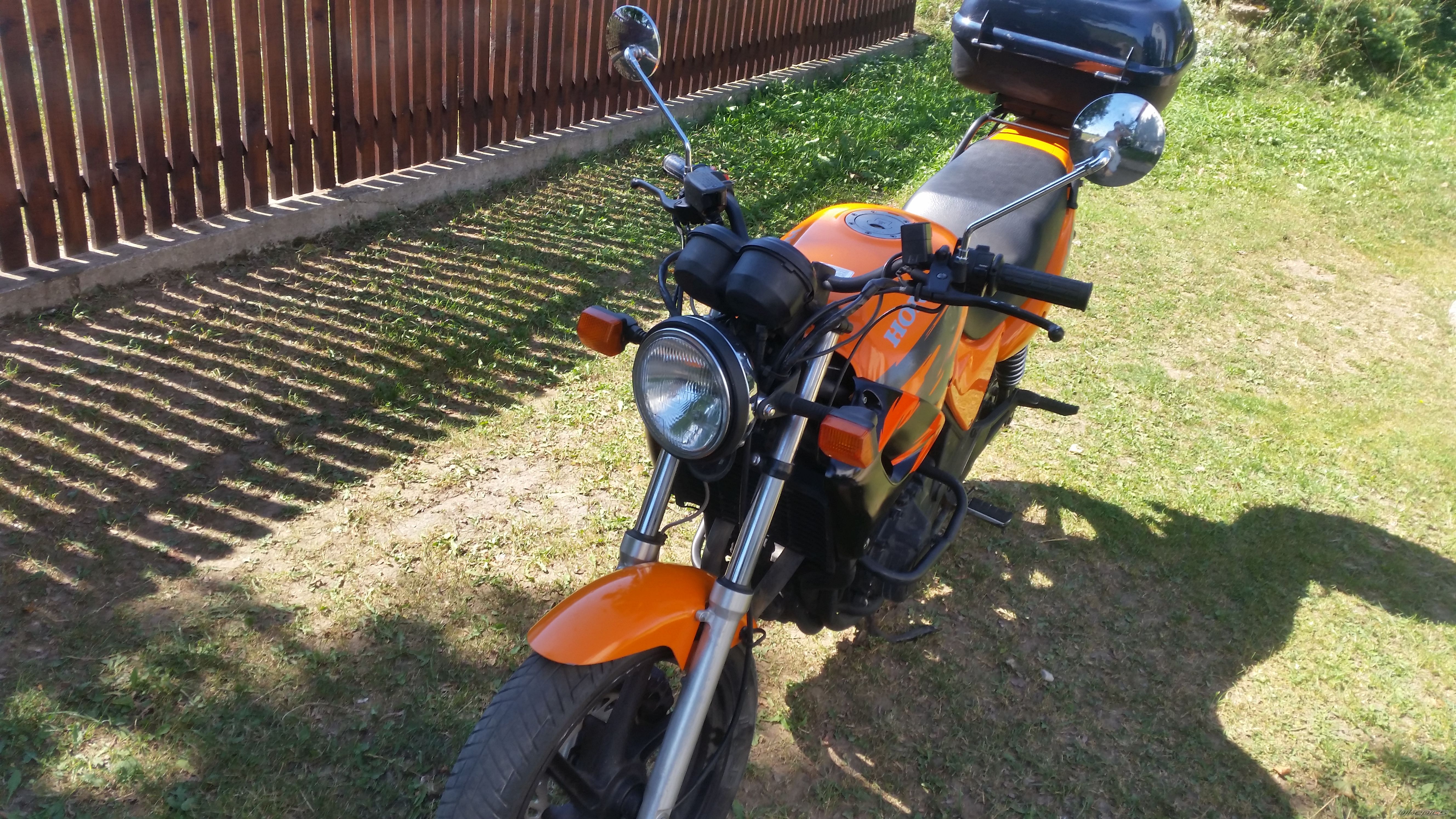 Photo 2753544