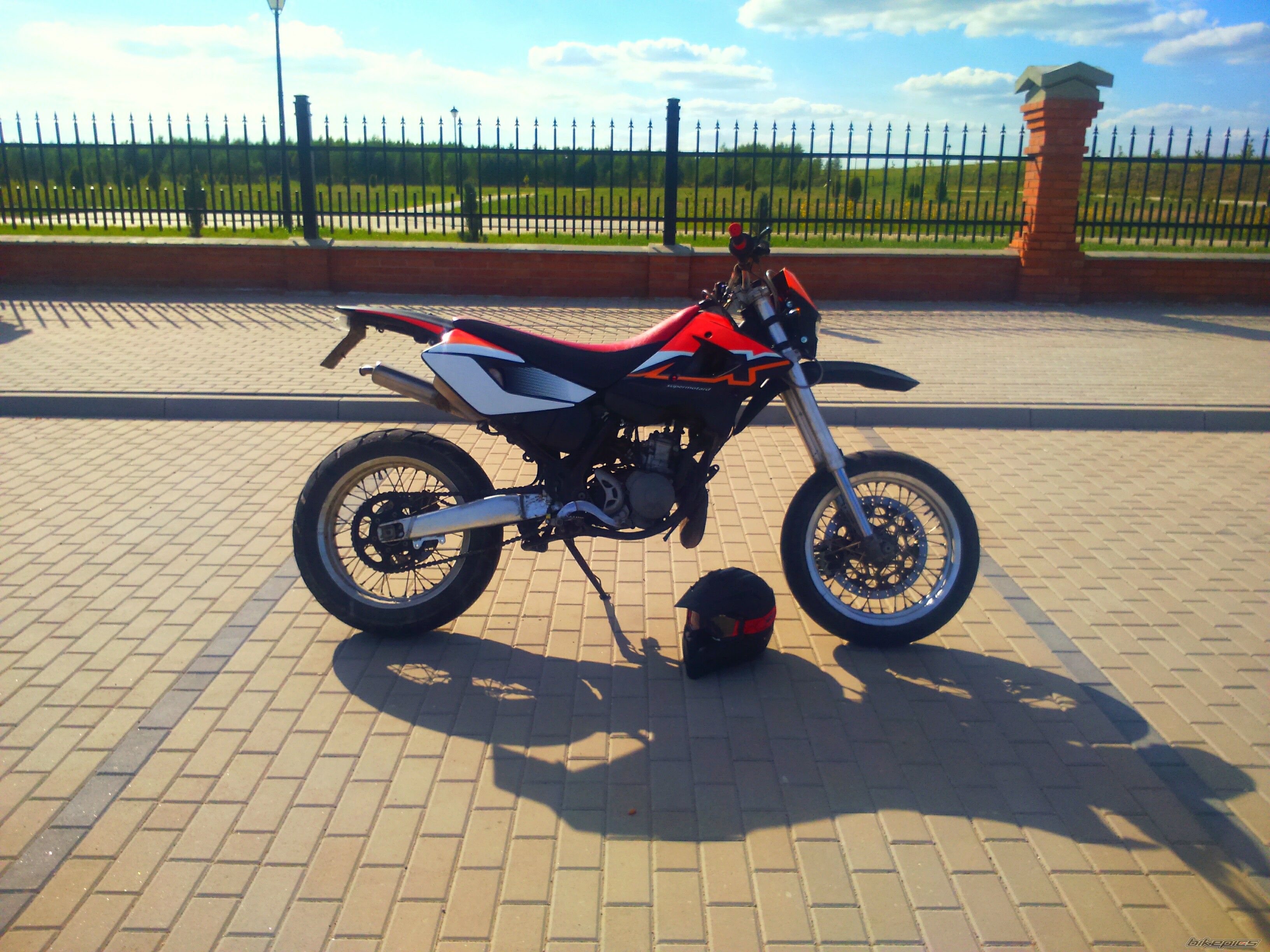 Photo 2756903