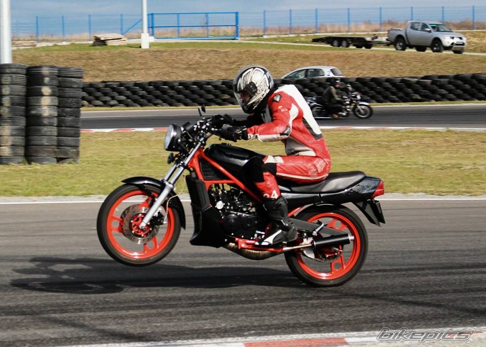 RZ 250